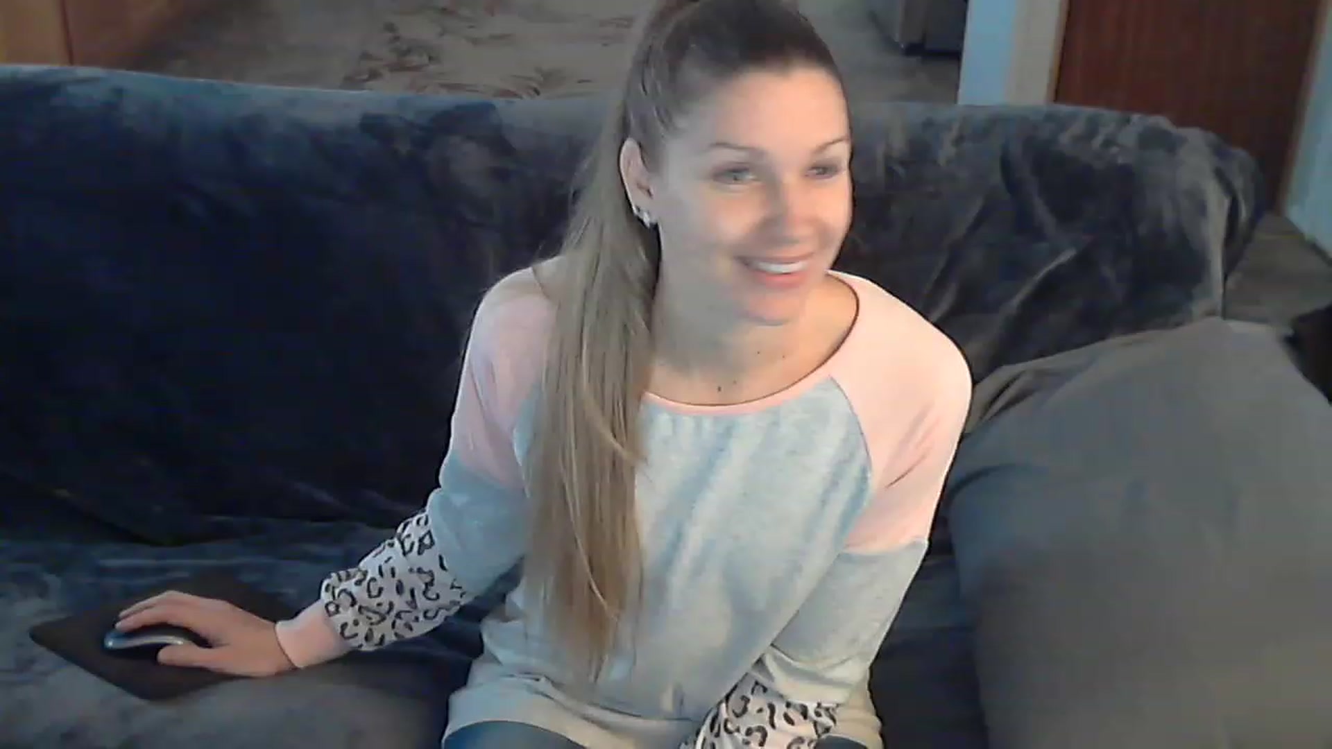 Gallery image thumbnail from Country_vixen's myfreecams stream on, 12/18/2022, 16:12 image 20 of 20