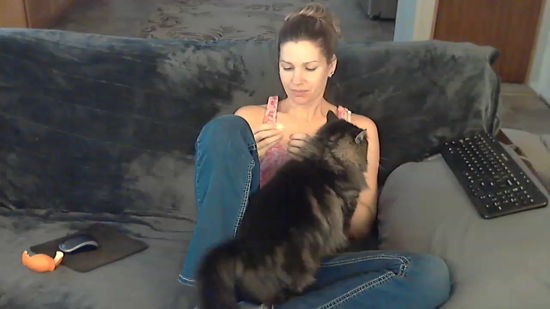 Gallery image thumbnail from Country_vixen's myfreecams stream on, 01/15/2023, 14:59 image 13 of 20