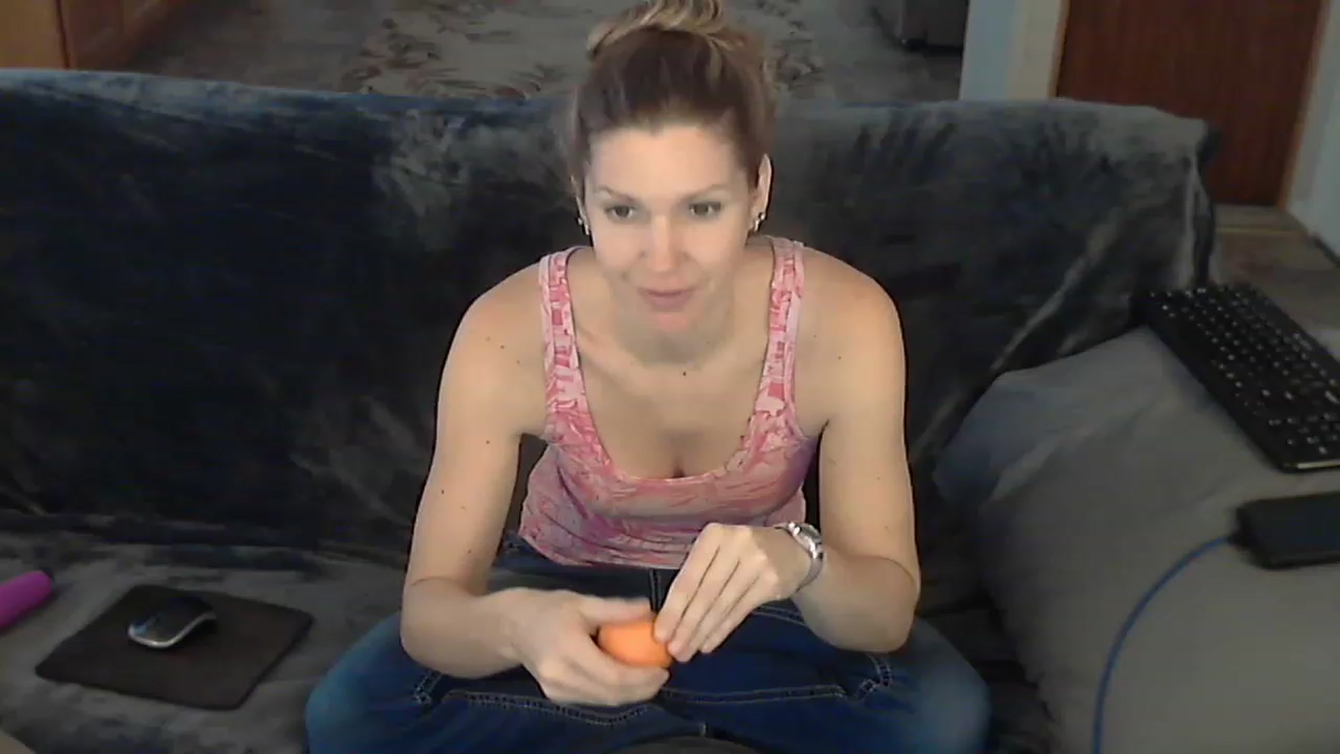 Gallery image thumbnail from Country_vixen's myfreecams stream on, 01/15/2023, 15:32 image 10 of 20