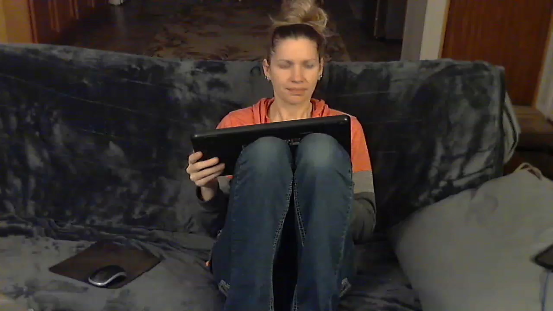 Gallery image thumbnail from Country_vixen's myfreecams stream on, 01/18/2023, 15:27 image 3 of 20