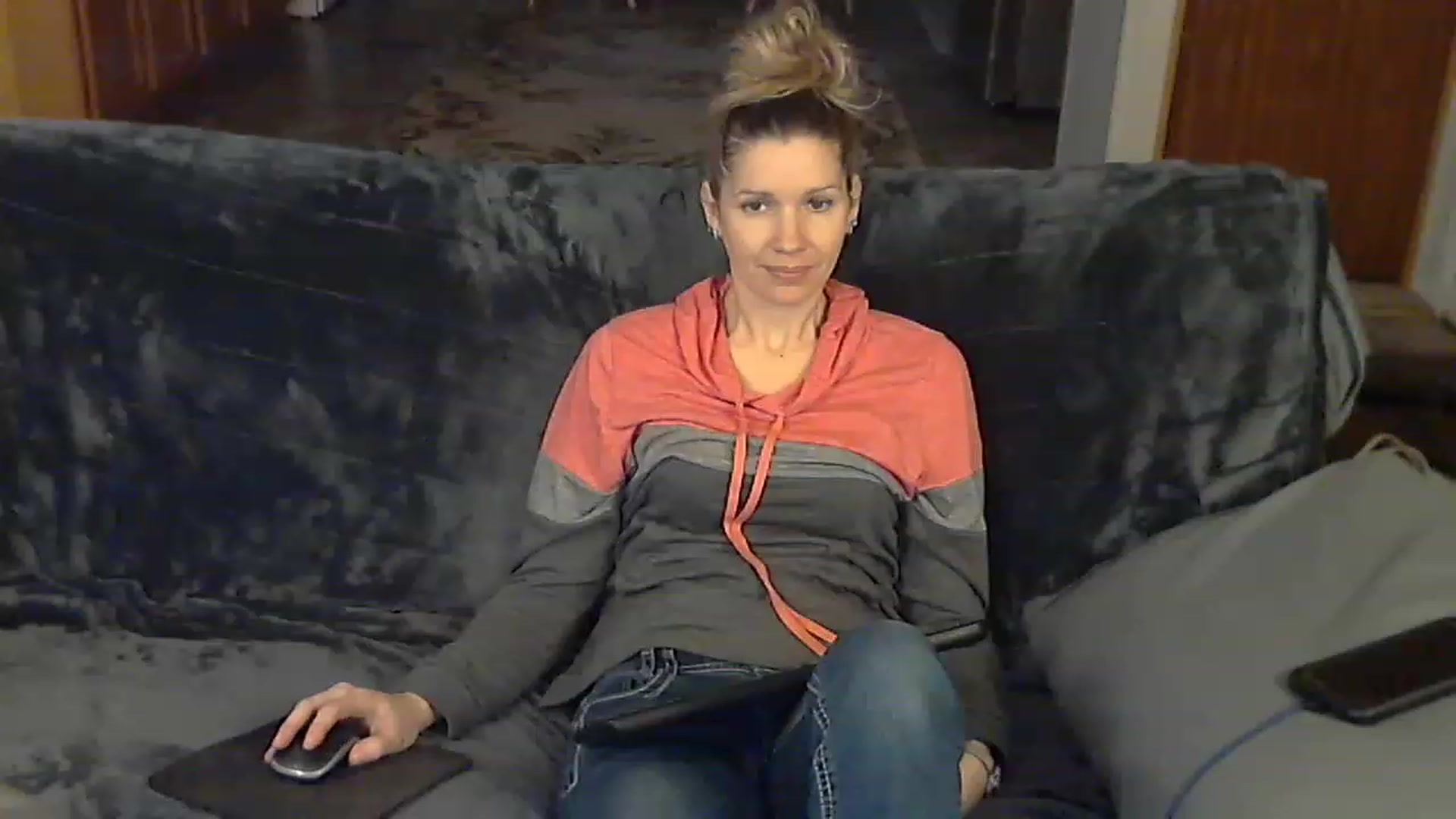 Gallery image thumbnail from Country_vixen's myfreecams stream on, 01/18/2023, 15:27 image 12 of 20