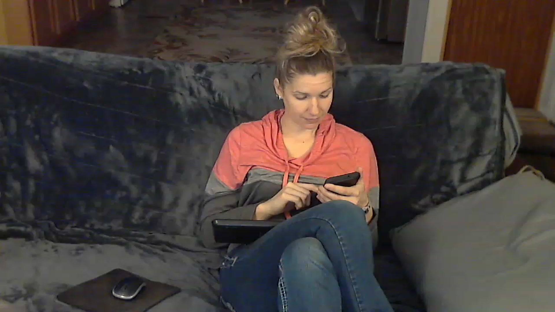 Gallery image thumbnail from Country_vixen's myfreecams stream on, 01/18/2023, 15:27 image 13 of 20