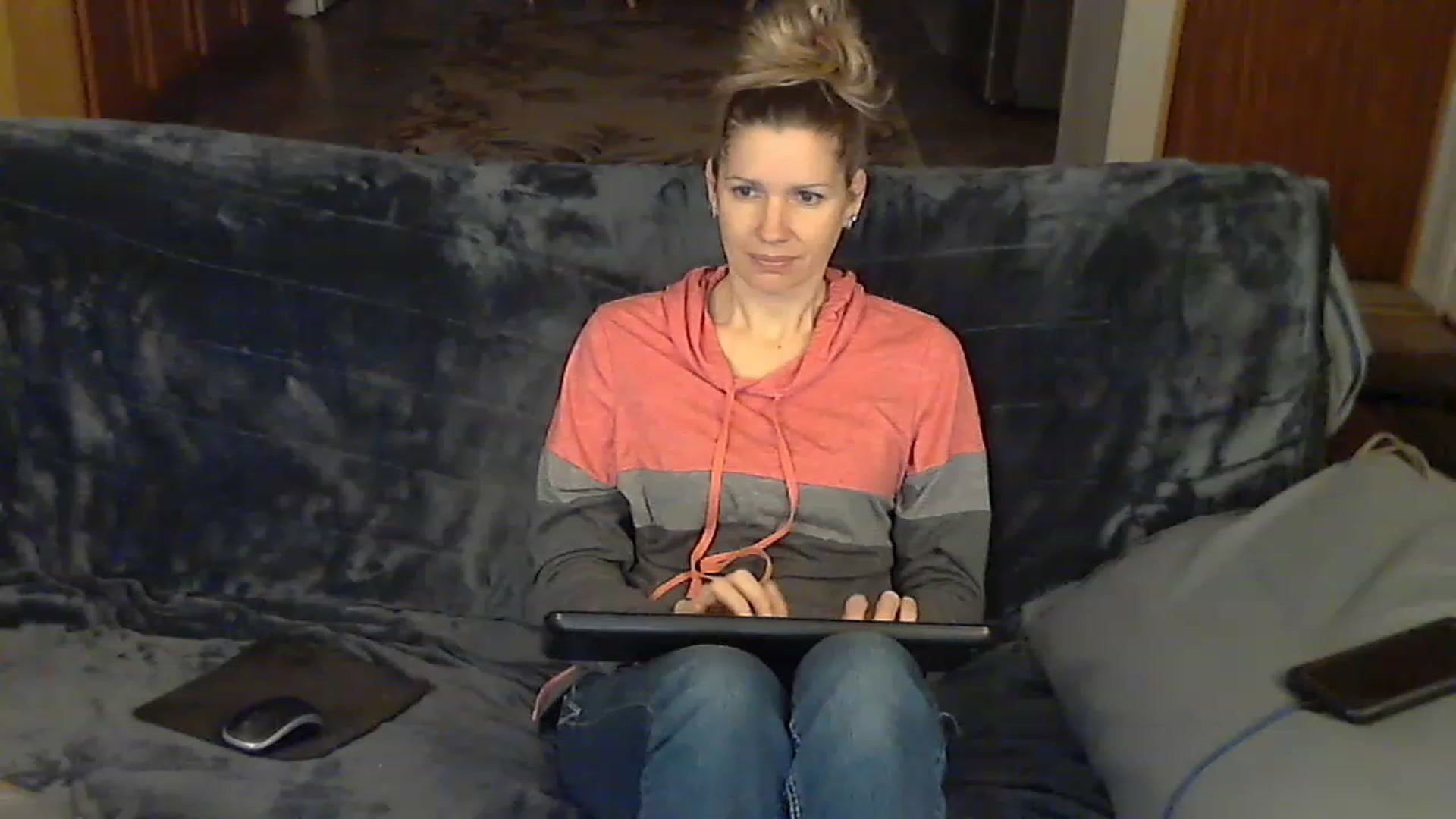 Gallery image thumbnail from Country_vixen's myfreecams stream on, 01/18/2023, 15:27 image 9 of 20