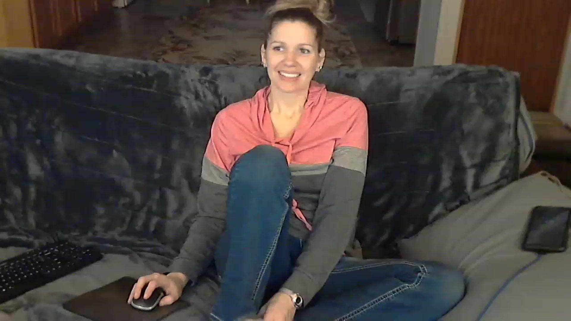 Gallery image thumbnail from Country_vixen's myfreecams stream on, 01/18/2023, 15:27 image 18 of 20