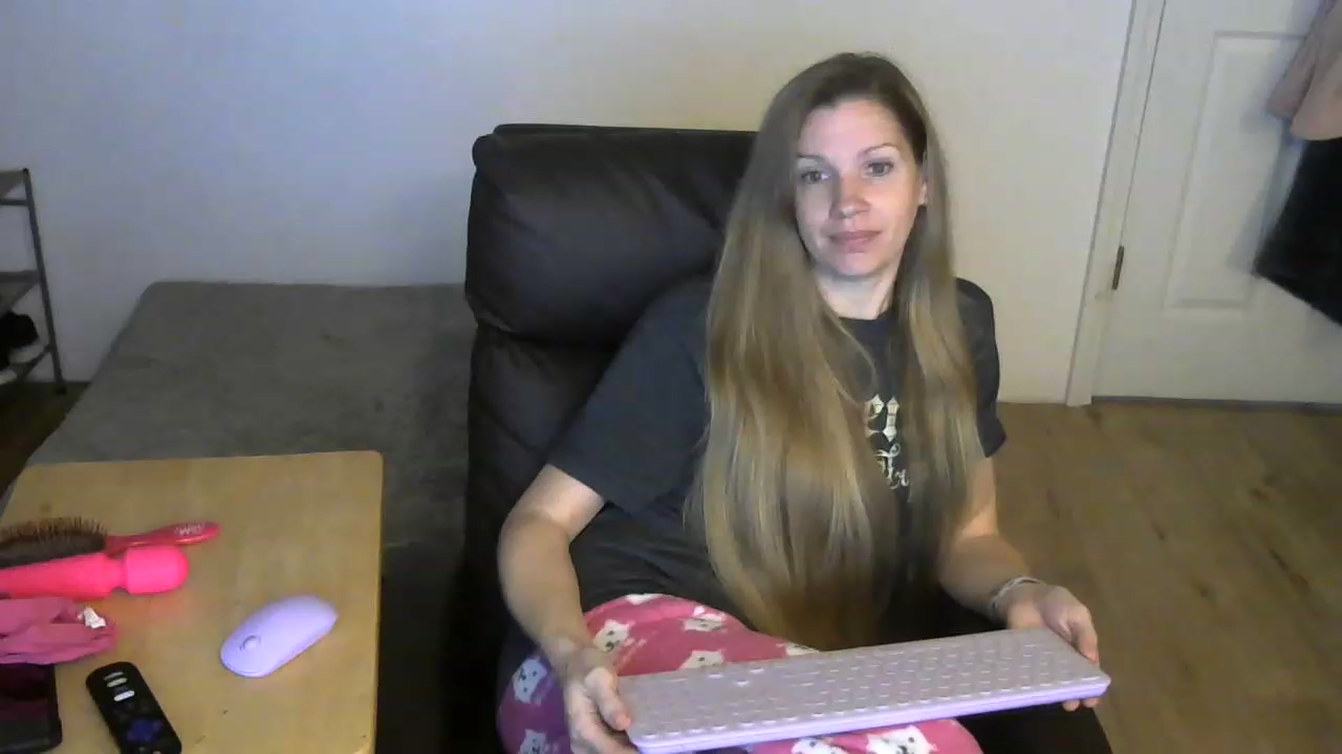 Gallery image thumbnail from Country_vixen's myfreecams stream on, 01/30/2023, 15:19 image 5 of 20