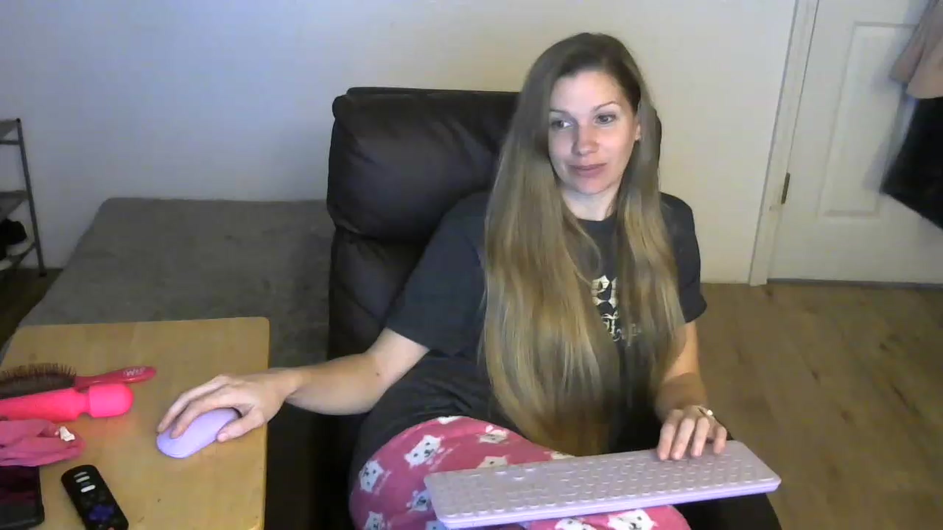 Gallery image thumbnail from Country_vixen's myfreecams stream on, 01/30/2023, 15:19 image 3 of 20