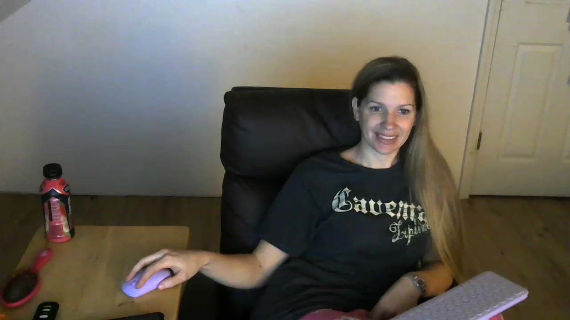 Gallery image thumbnail from Country_vixen's myfreecams stream on, 01/31/2023, 13:34 image 4 of 20