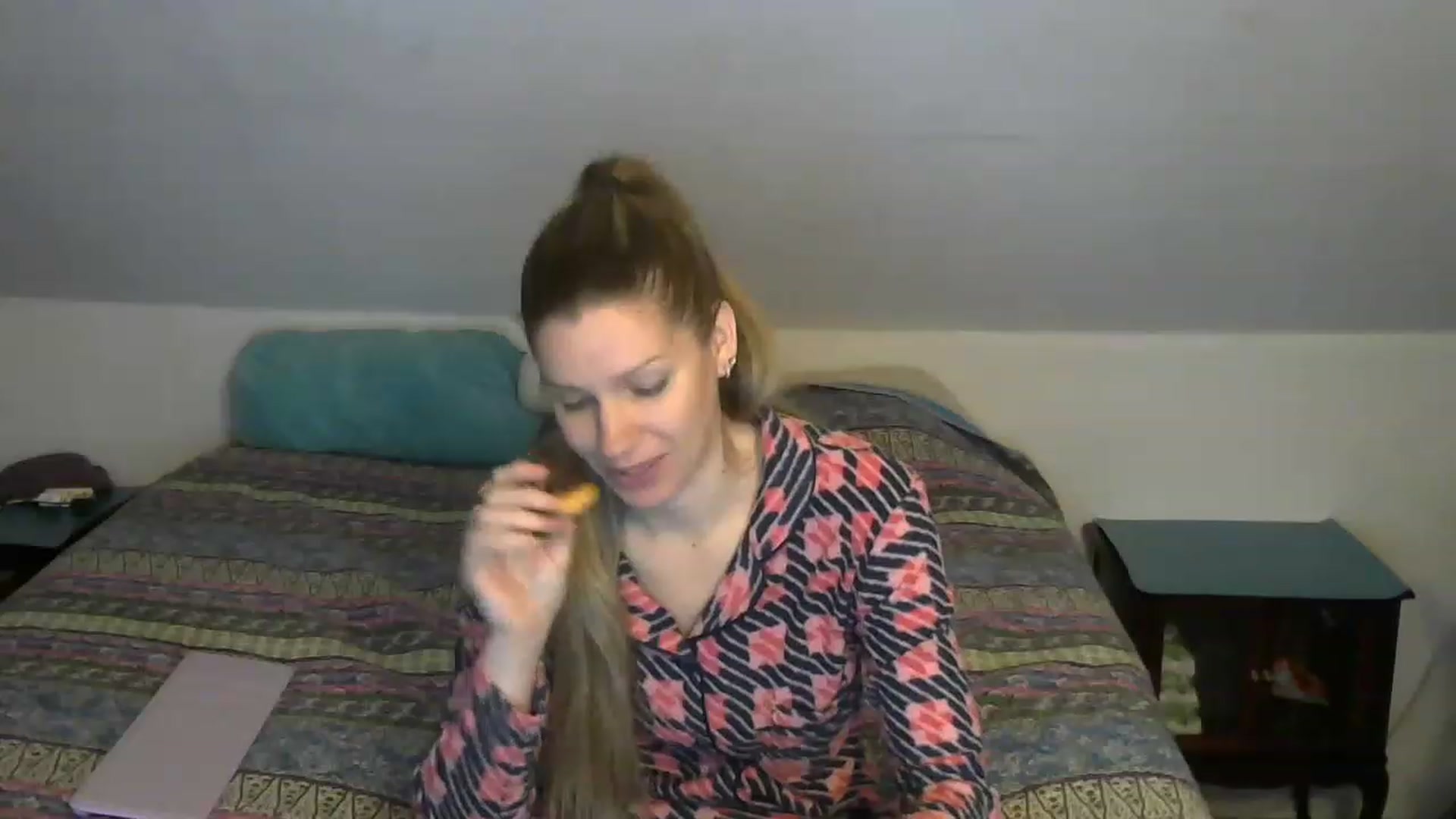 Gallery image thumbnail from Country_vixen's myfreecams stream on, 02/04/2023, 14:39 image 12 of 20