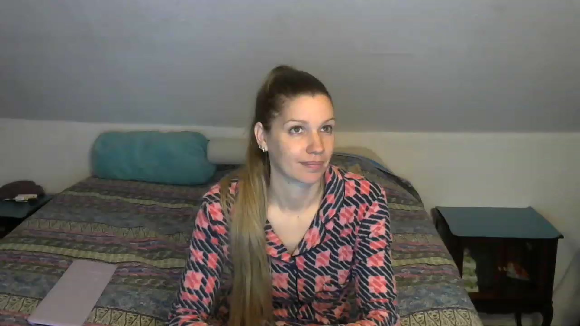 Gallery image thumbnail from Country_vixen's myfreecams stream on, 02/04/2023, 14:39 image 11 of 20