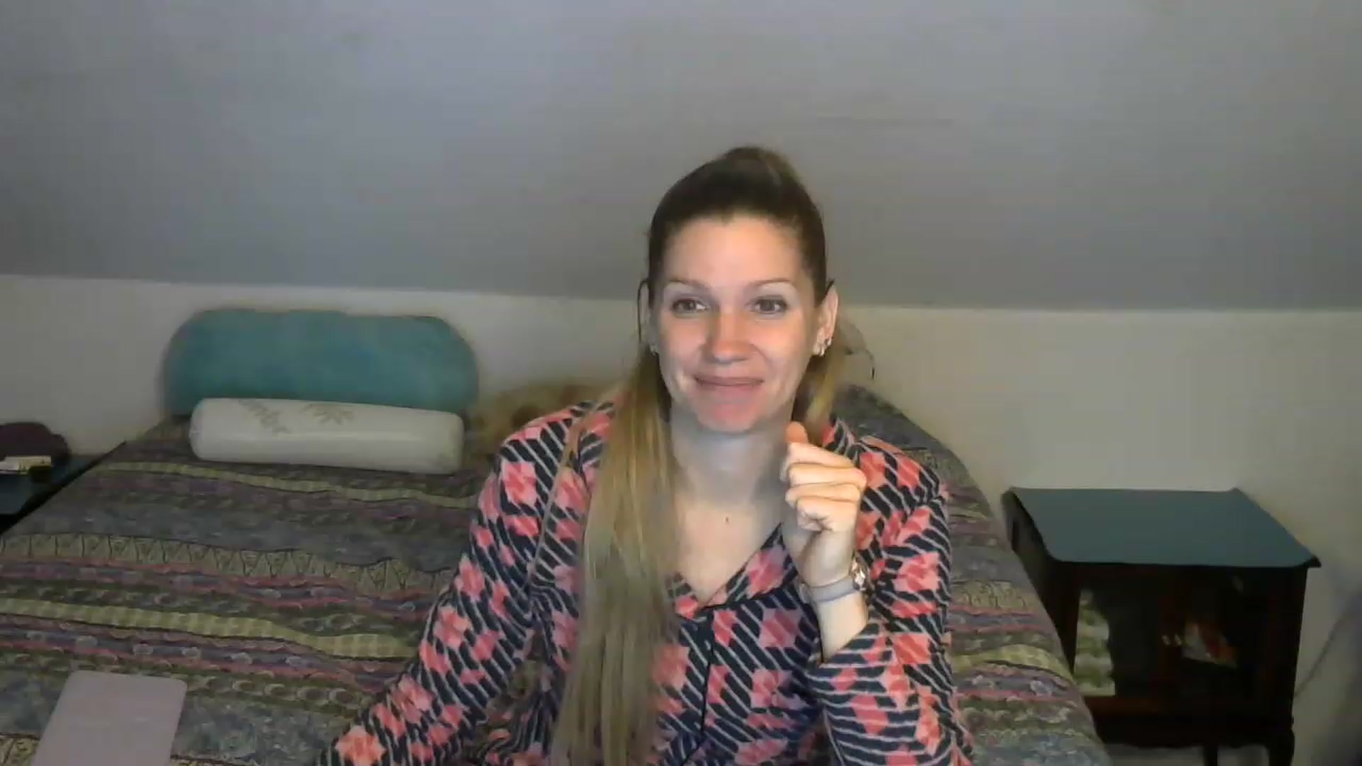 Gallery image thumbnail from Country_vixen's myfreecams stream on, 02/04/2023, 14:39 image 3 of 20