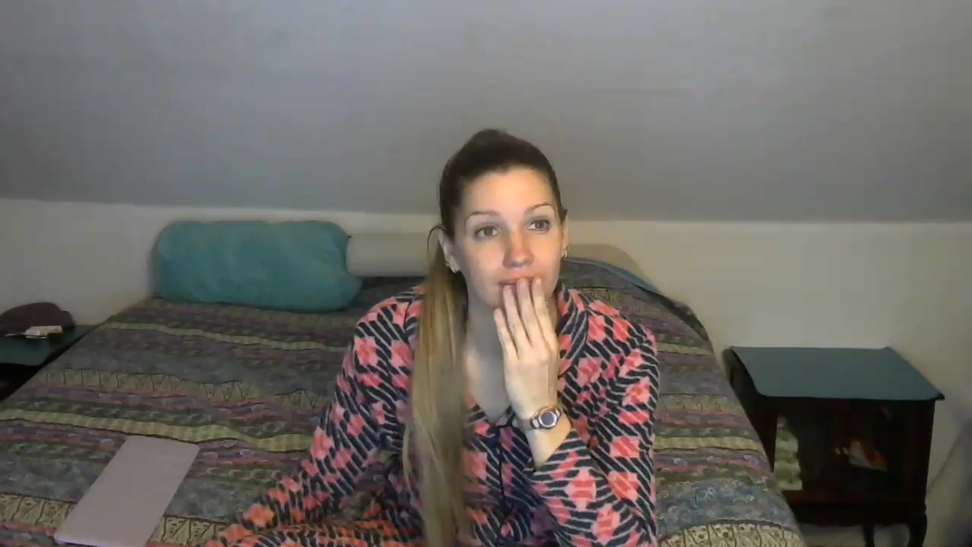 Gallery image thumbnail from Country_vixen's myfreecams stream on, 02/04/2023, 14:39 image 15 of 20