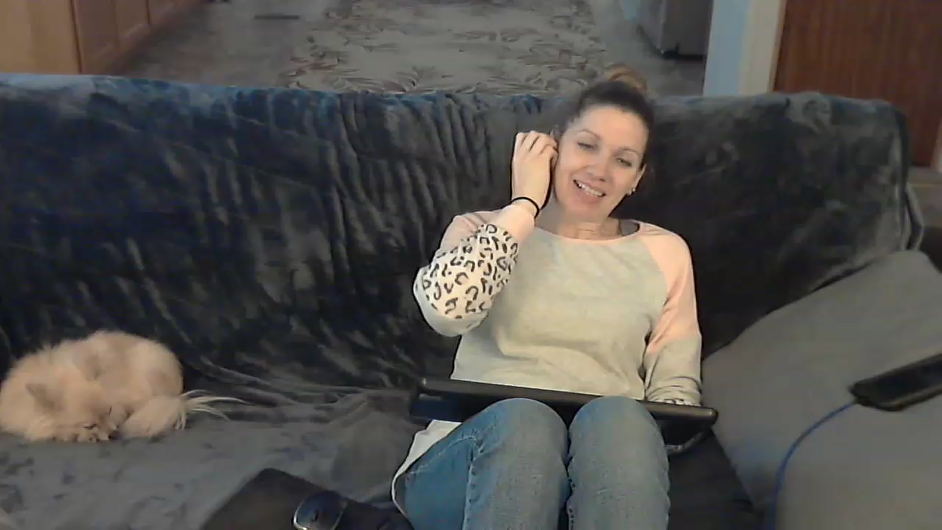 Gallery image thumbnail from Country_vixen's myfreecams stream on, 02/05/2023, 15:11 image 6 of 20