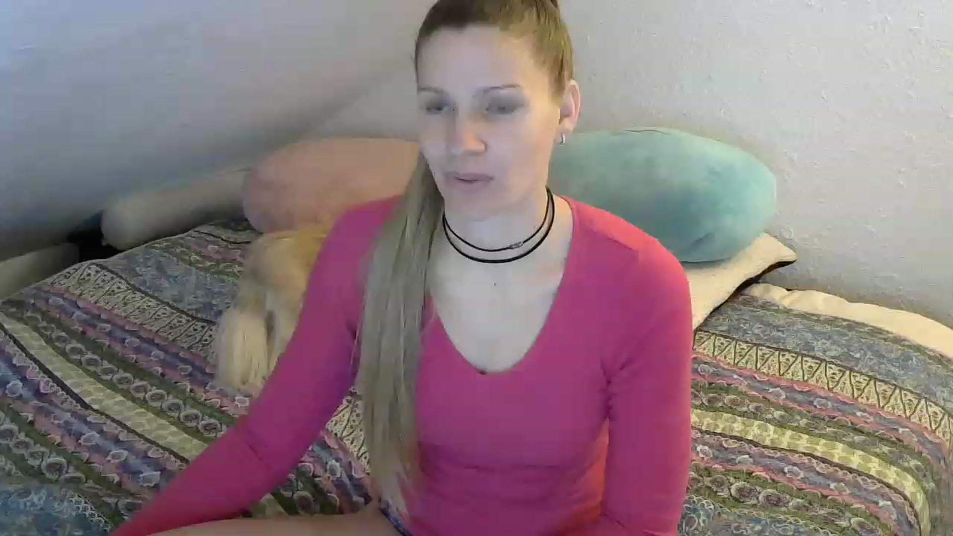 Gallery image thumbnail from Country_vixen's myfreecams stream on, 02/12/2023, 15:42 image 15 of 20