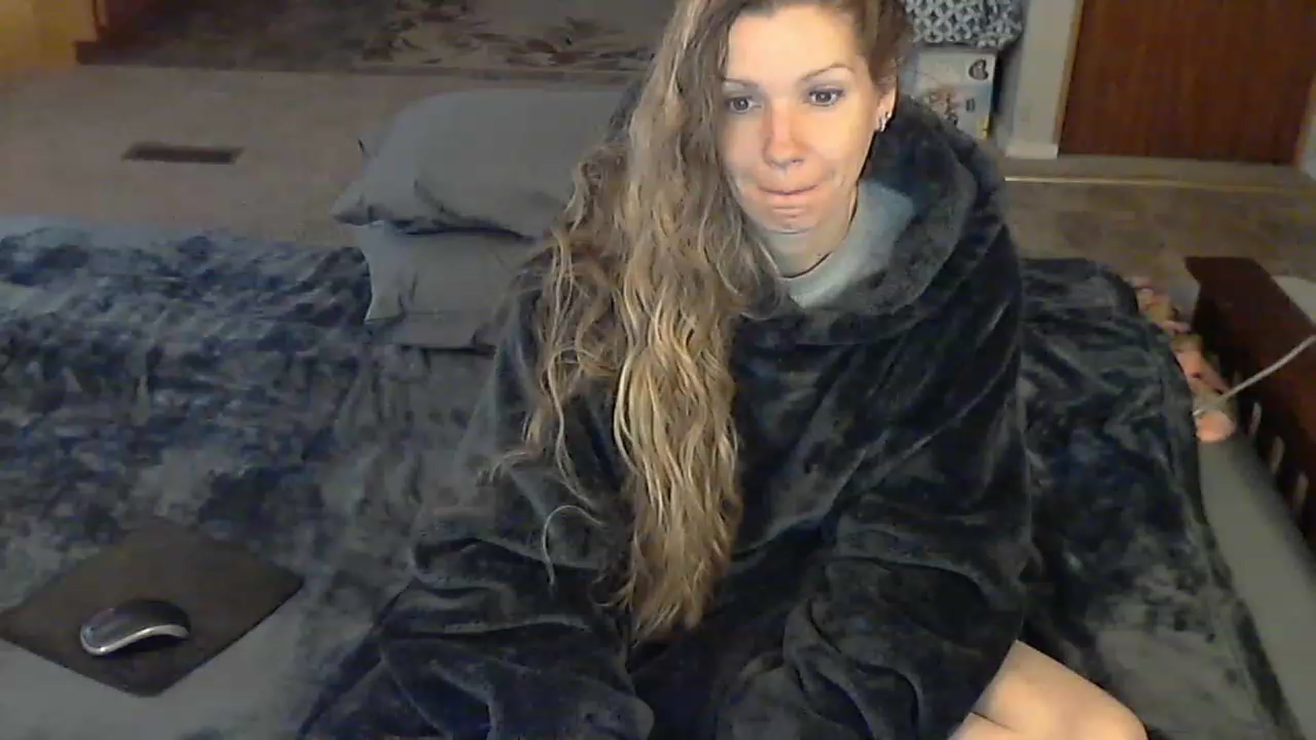Gallery image thumbnail from Country_vixen's myfreecams stream on, 03/03/2023, 15:28 image 12 of 20
