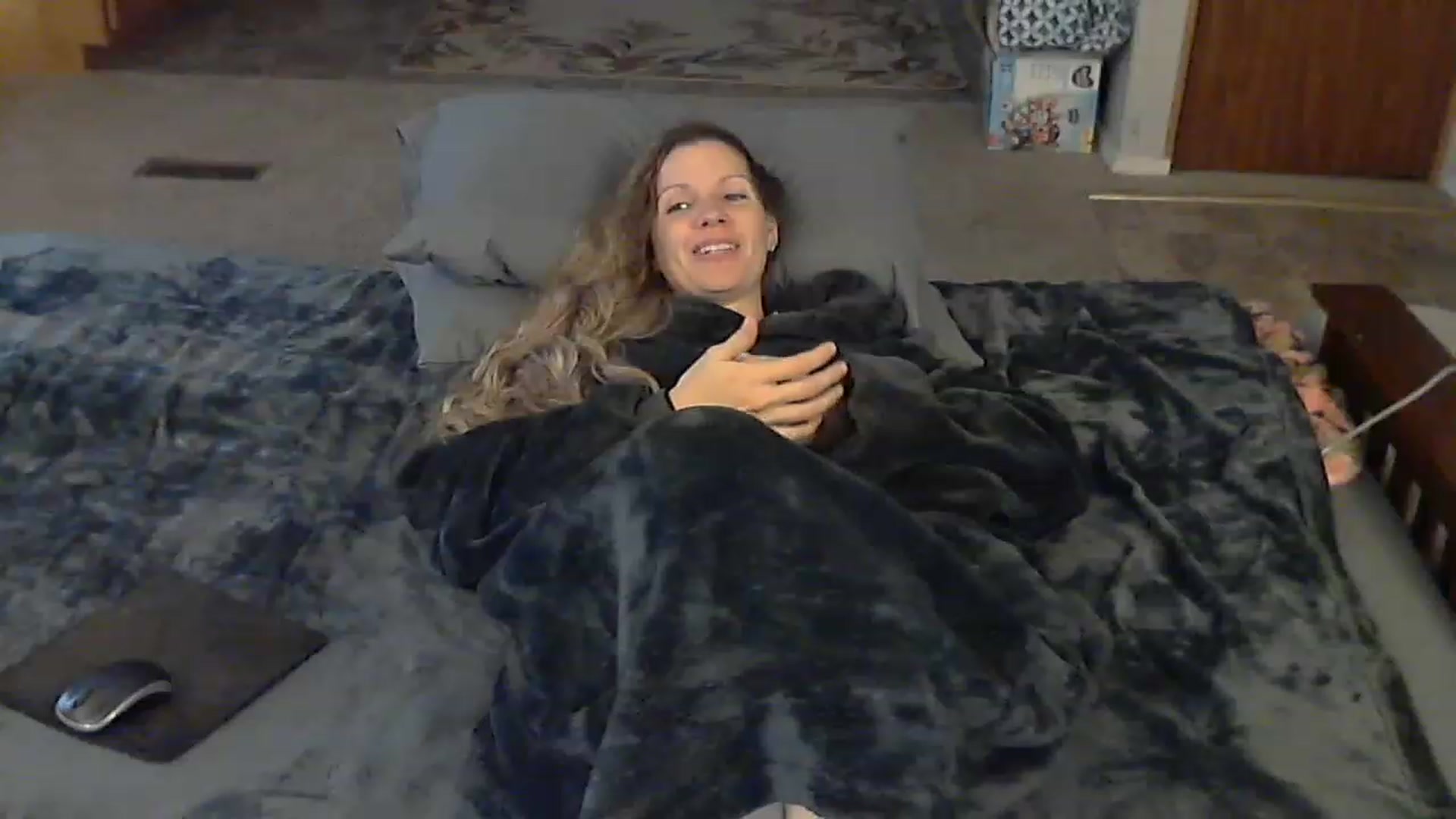 Gallery image thumbnail from Country_vixen's myfreecams stream on, 03/03/2023, 15:28 image 8 of 20