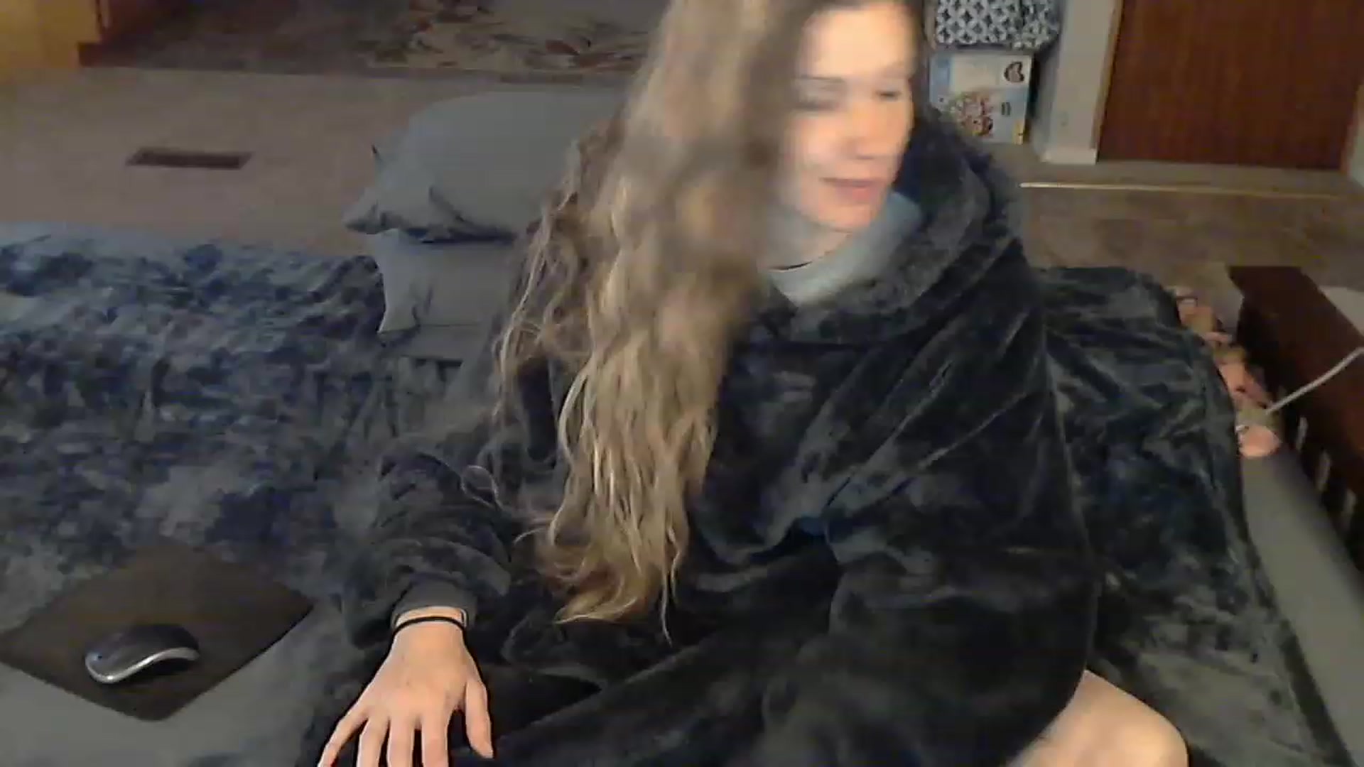 Gallery image thumbnail from Country_vixen's myfreecams stream on, 03/03/2023, 15:28 image 11 of 20