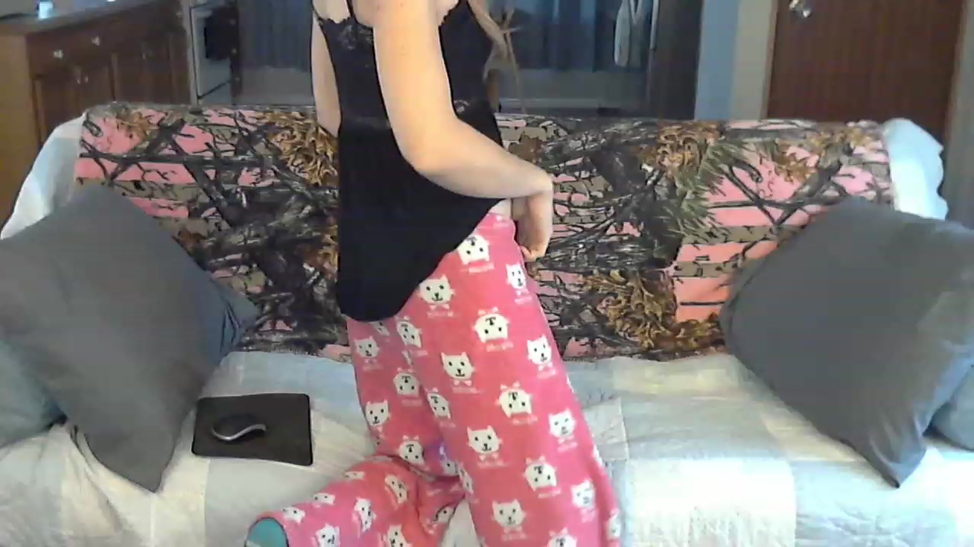 Gallery image thumbnail from Country_vixen's myfreecams stream on, 03/11/2023, 14:52 image 6 of 20