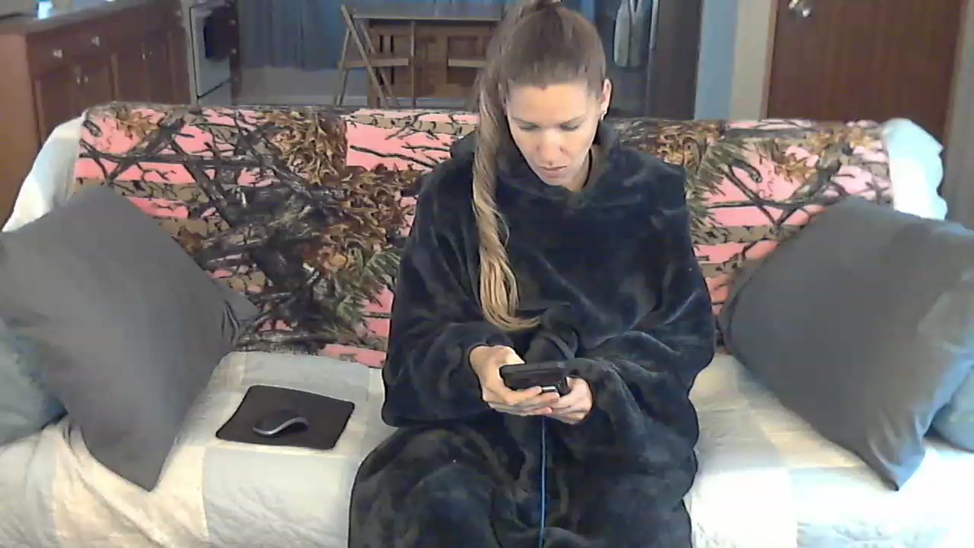 Gallery image thumbnail from Country_vixen's myfreecams stream on, 03/11/2023, 14:52 image 5 of 20