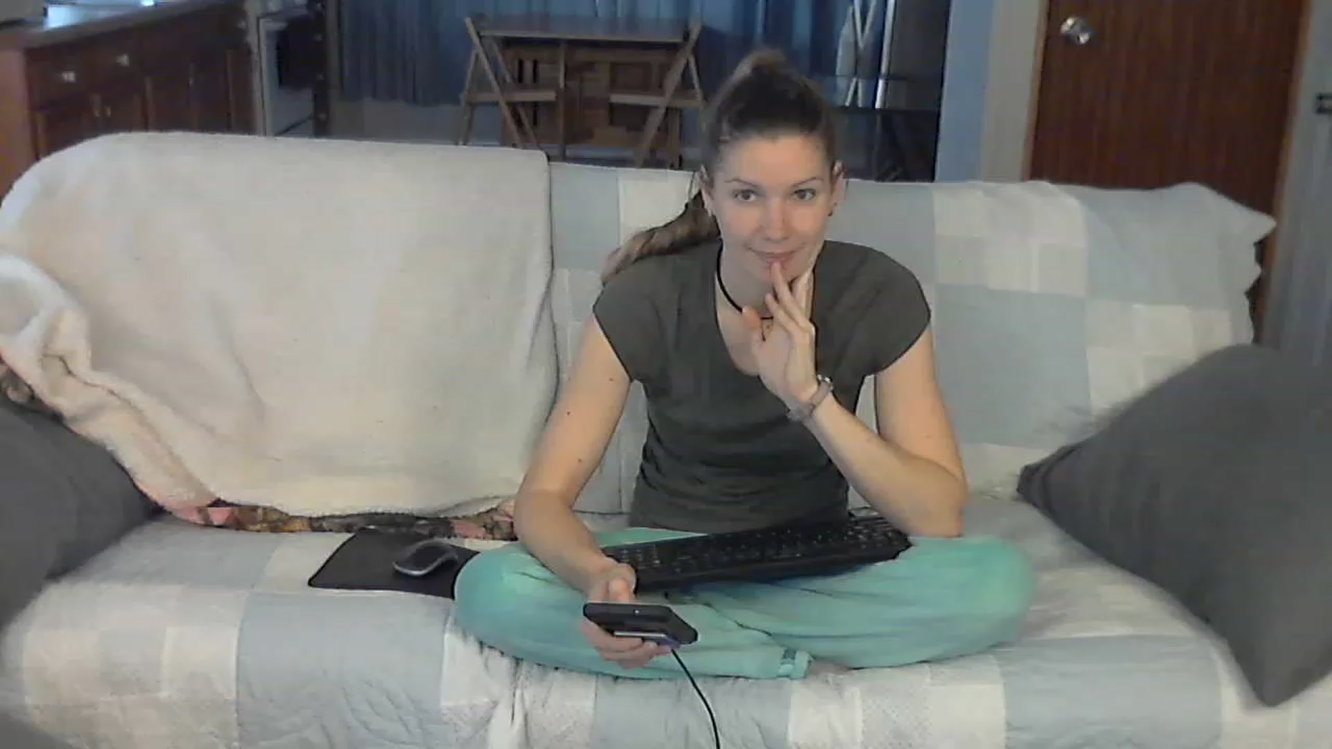 Gallery image thumbnail from Country_vixen's myfreecams stream on, 03/13/2023, 14:01 image 19 of 20
