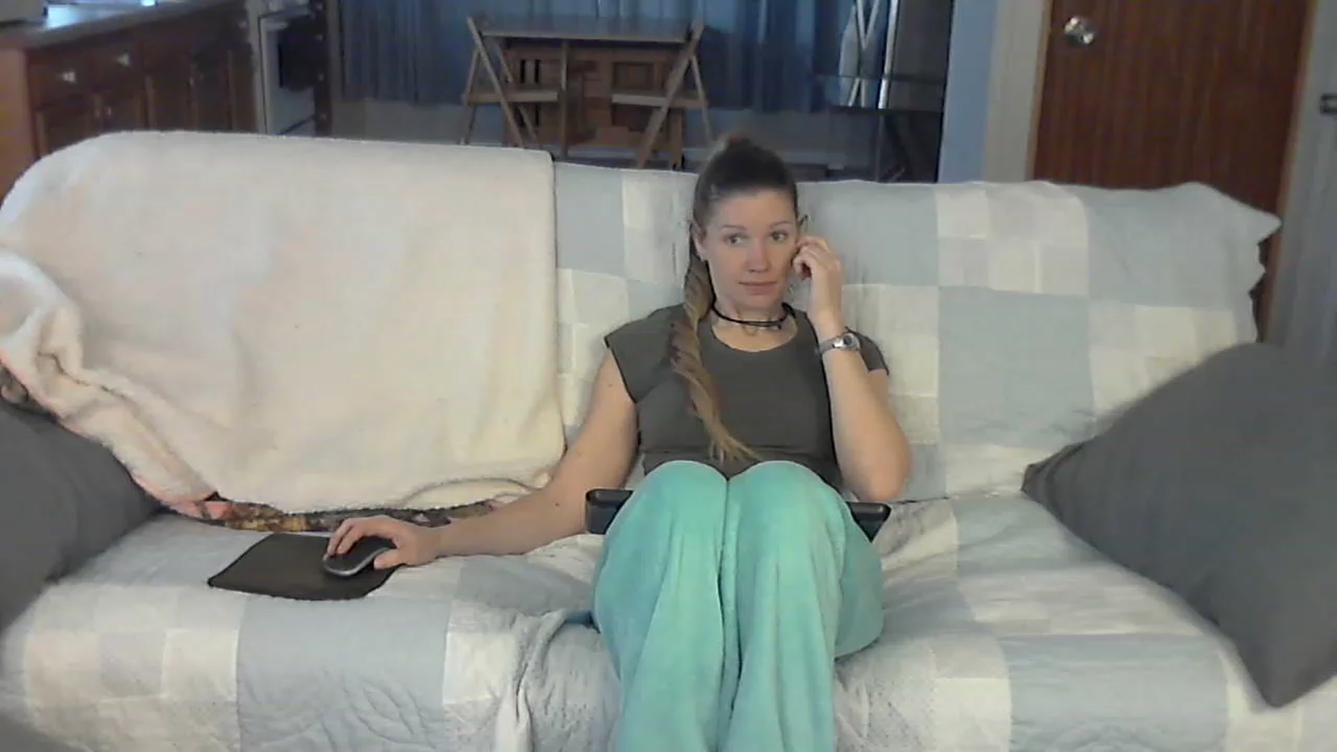 Gallery image thumbnail from Country_vixen's myfreecams stream on, 03/13/2023, 14:01 image 18 of 20