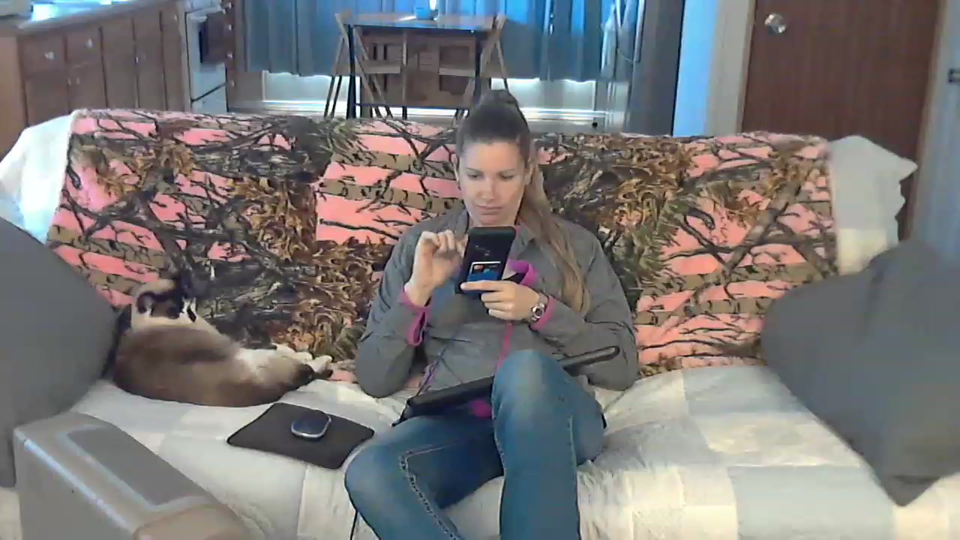 Gallery image thumbnail from Country_vixen's myfreecams stream on, 03/17/2023, 14:03 image 20 of 20