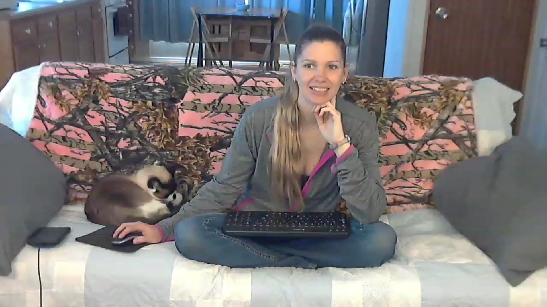 Gallery image thumbnail from Country_vixen's myfreecams stream on, 03/17/2023, 14:03 image 9 of 20