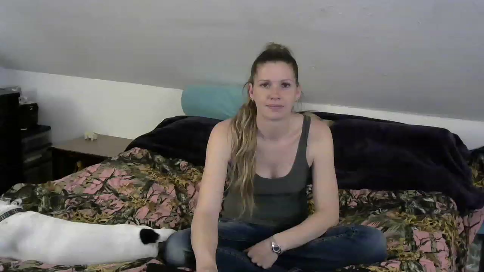 Gallery image thumbnail from Country_vixen's myfreecams stream on, 03/29/2023, 02:51 image 15 of 20