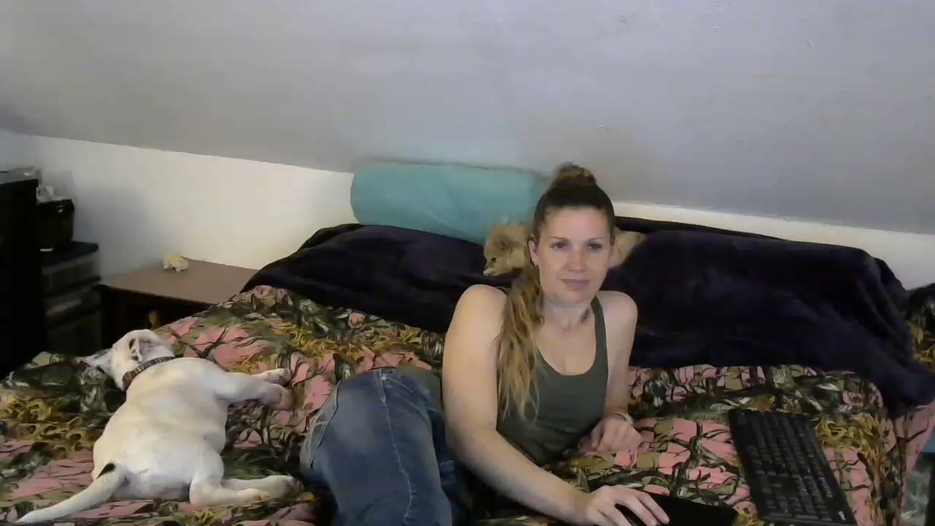 Gallery image thumbnail from Country_vixen's myfreecams stream on, 03/29/2023, 02:51 image 19 of 20