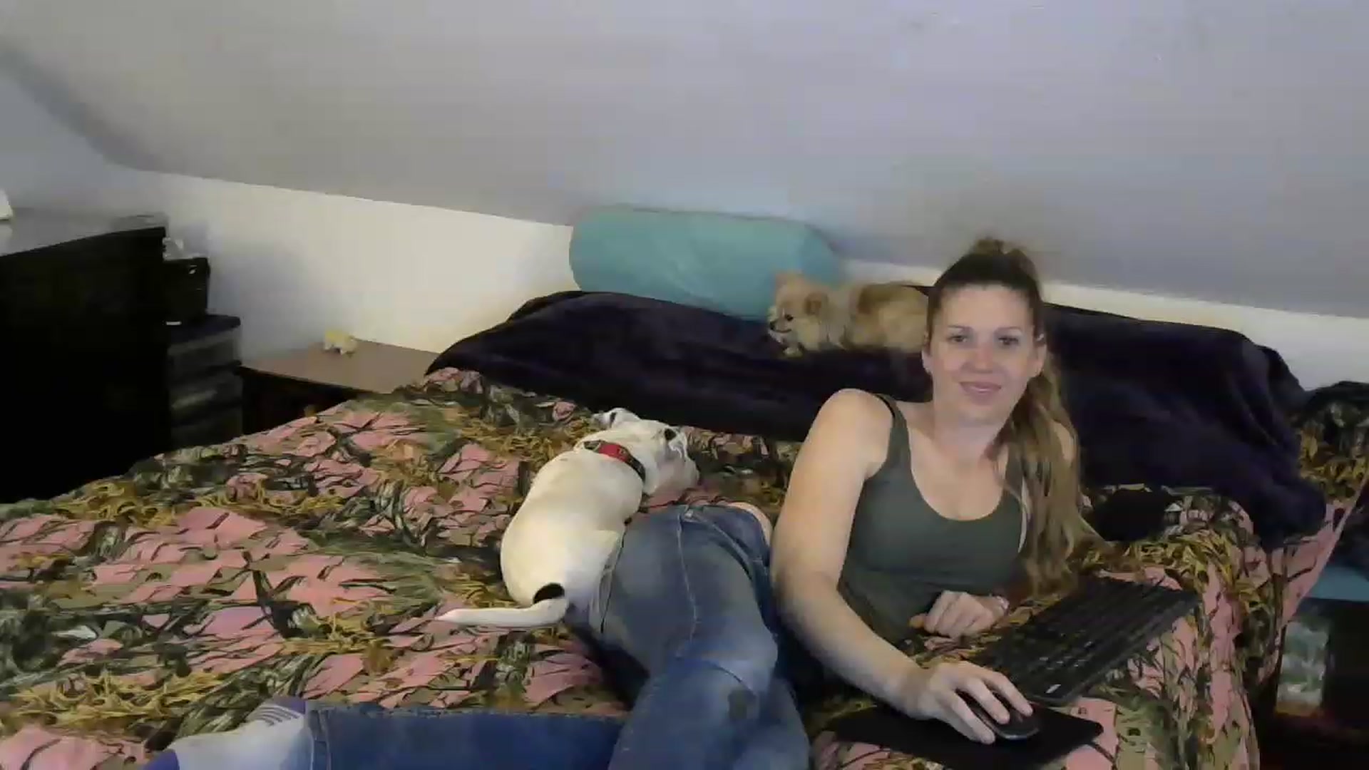 Gallery image thumbnail from Country_vixen's myfreecams stream on, 03/29/2023, 02:51 image 6 of 20