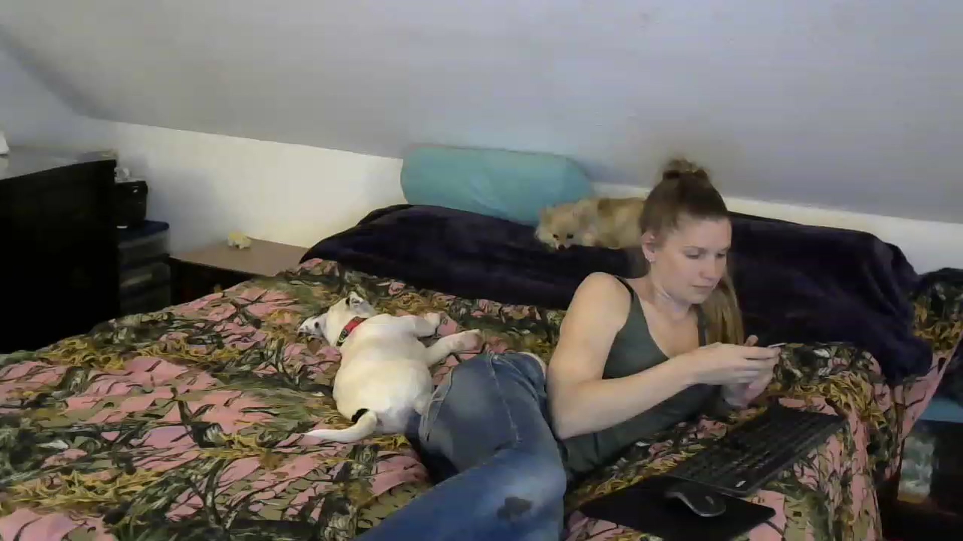 Gallery image thumbnail from Country_vixen's myfreecams stream on, 03/29/2023, 02:51 image 5 of 20