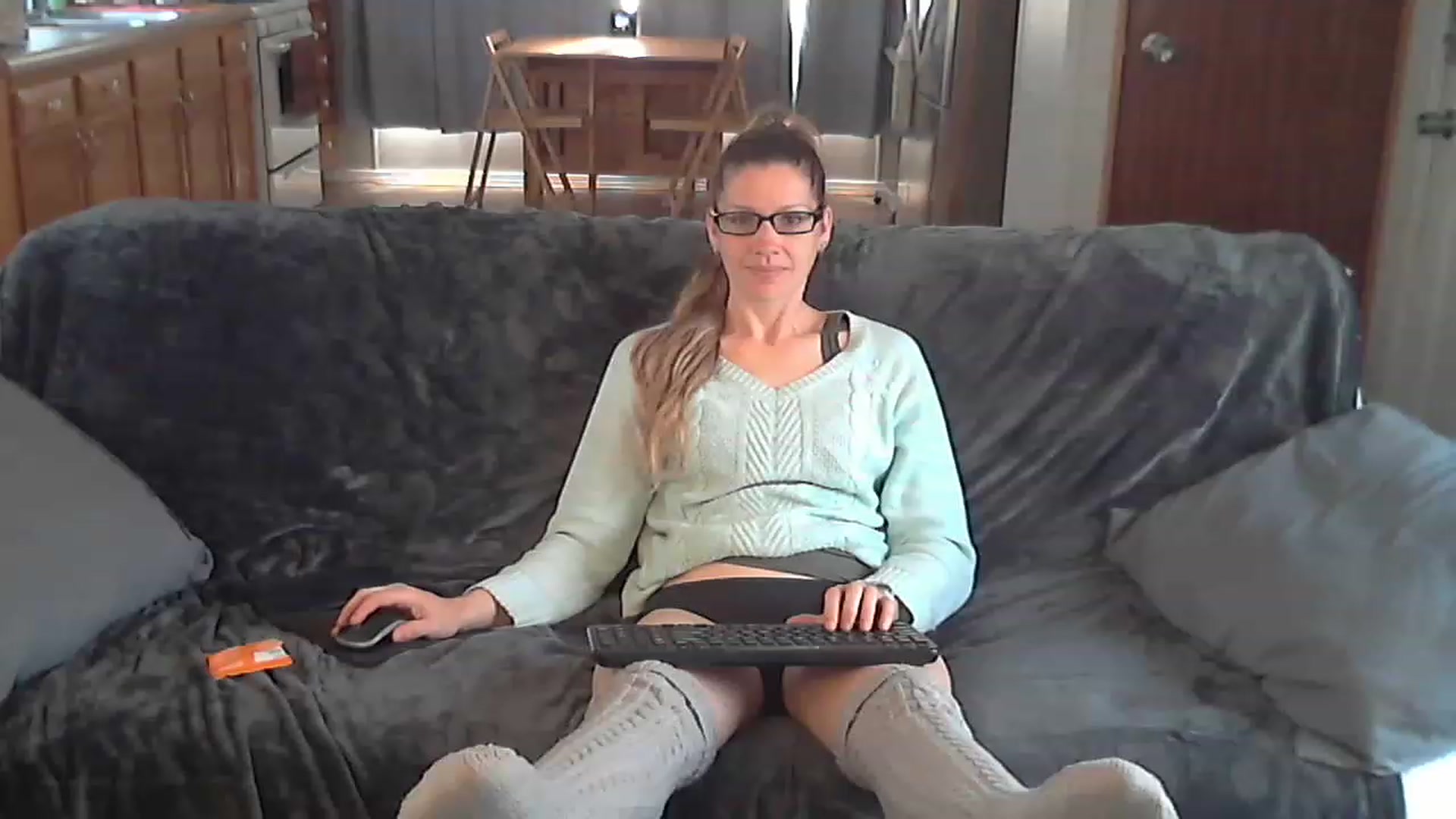 Gallery image thumbnail from Country_vixen's myfreecams stream on, 03/29/2023, 14:31 image 13 of 20