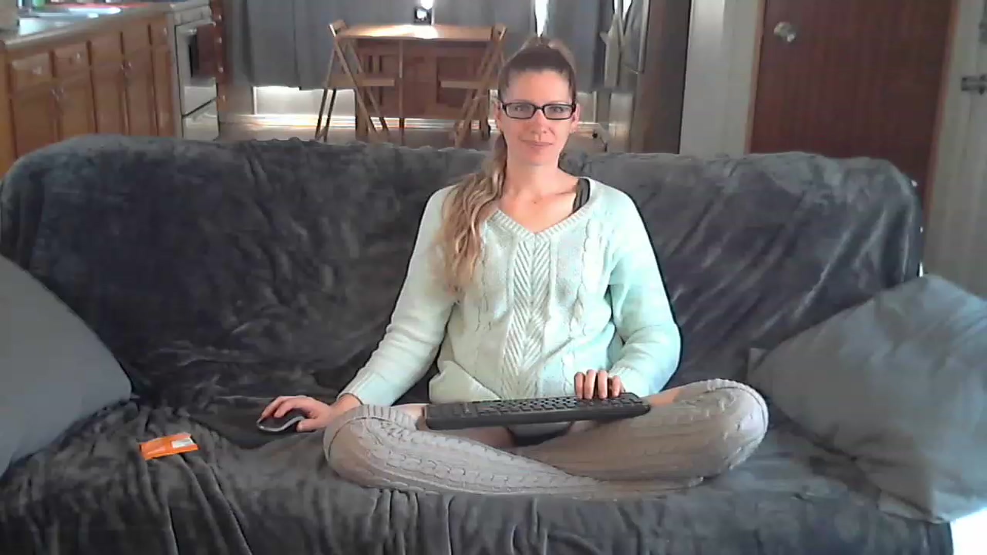Gallery image thumbnail from Country_vixen's myfreecams stream on, 03/29/2023, 14:31 image 16 of 20