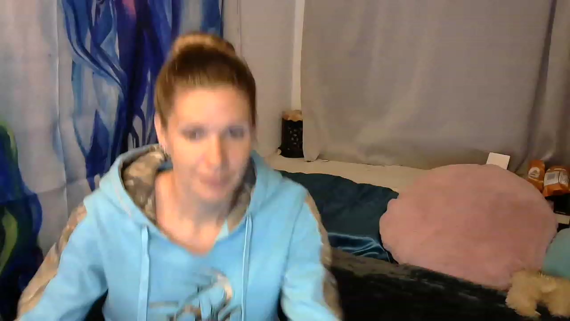 Gallery image thumbnail from Country_vixen's myfreecams stream on, 04/17/2023, 02:01 image 1 of 20