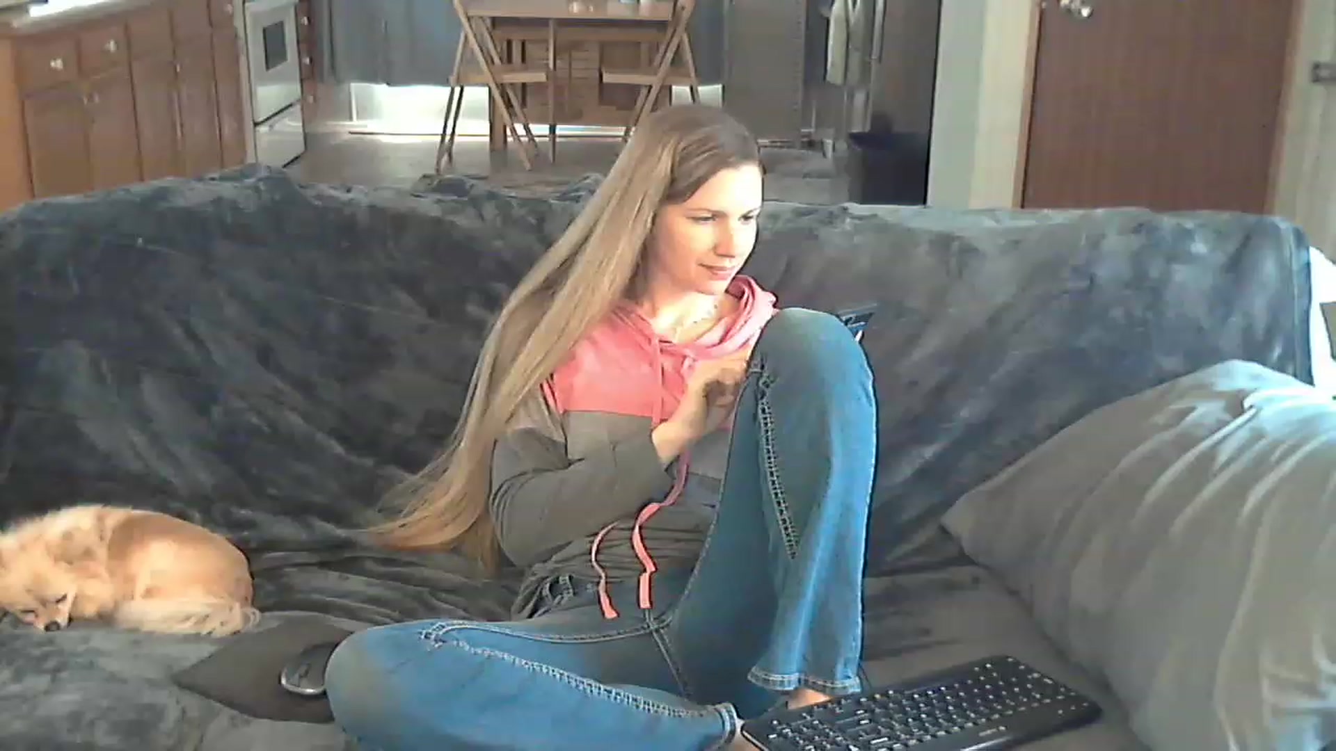 Gallery image thumbnail from Country_vixen's myfreecams stream on, 04/18/2023, 14:21 image 5 of 20