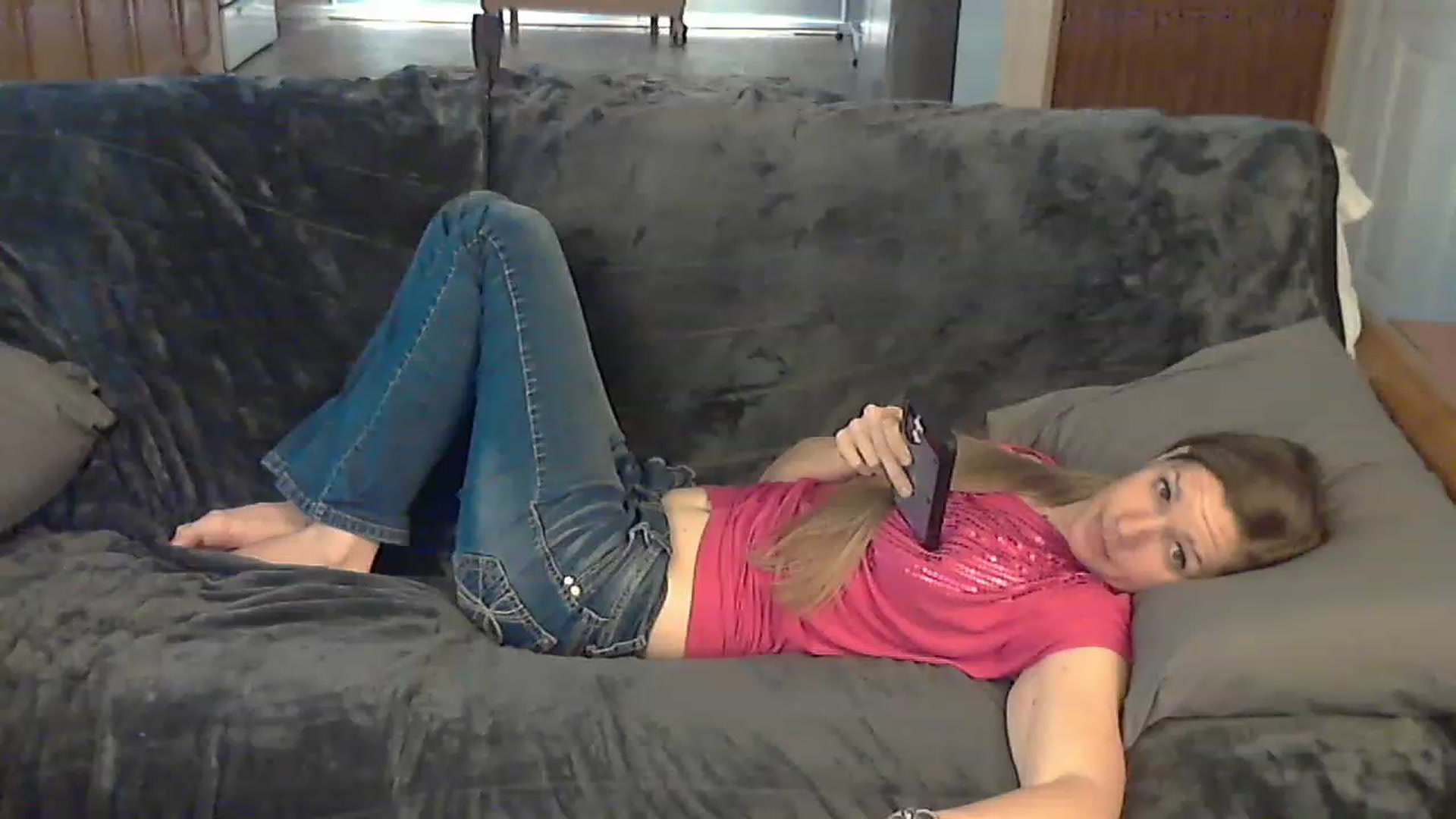 Gallery image thumbnail from Country_vixen's myfreecams stream on, 04/21/2023, 14:52 image 4 of 20