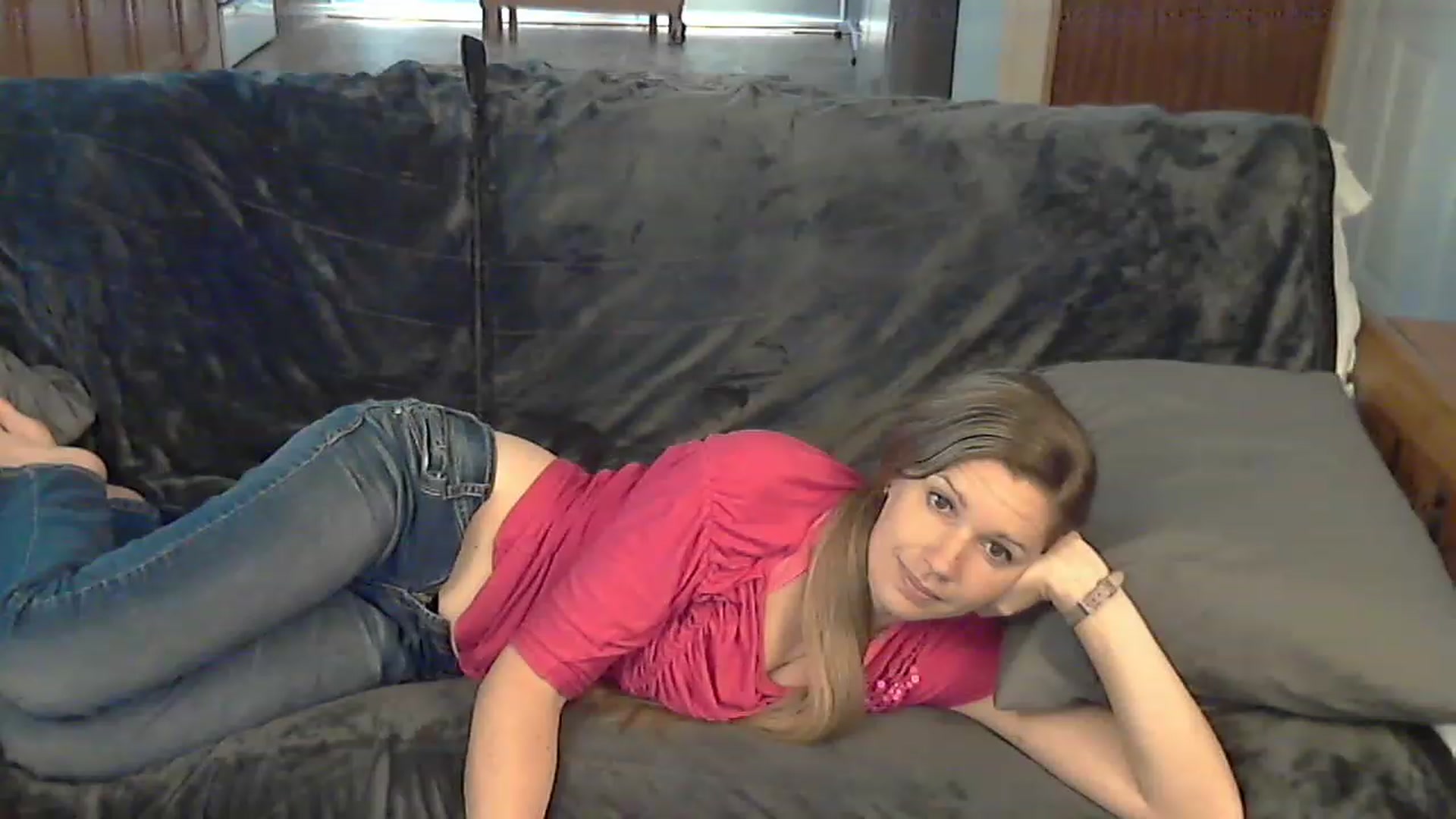 Gallery image thumbnail from Country_vixen's myfreecams stream on, 04/21/2023, 14:52 image 14 of 20