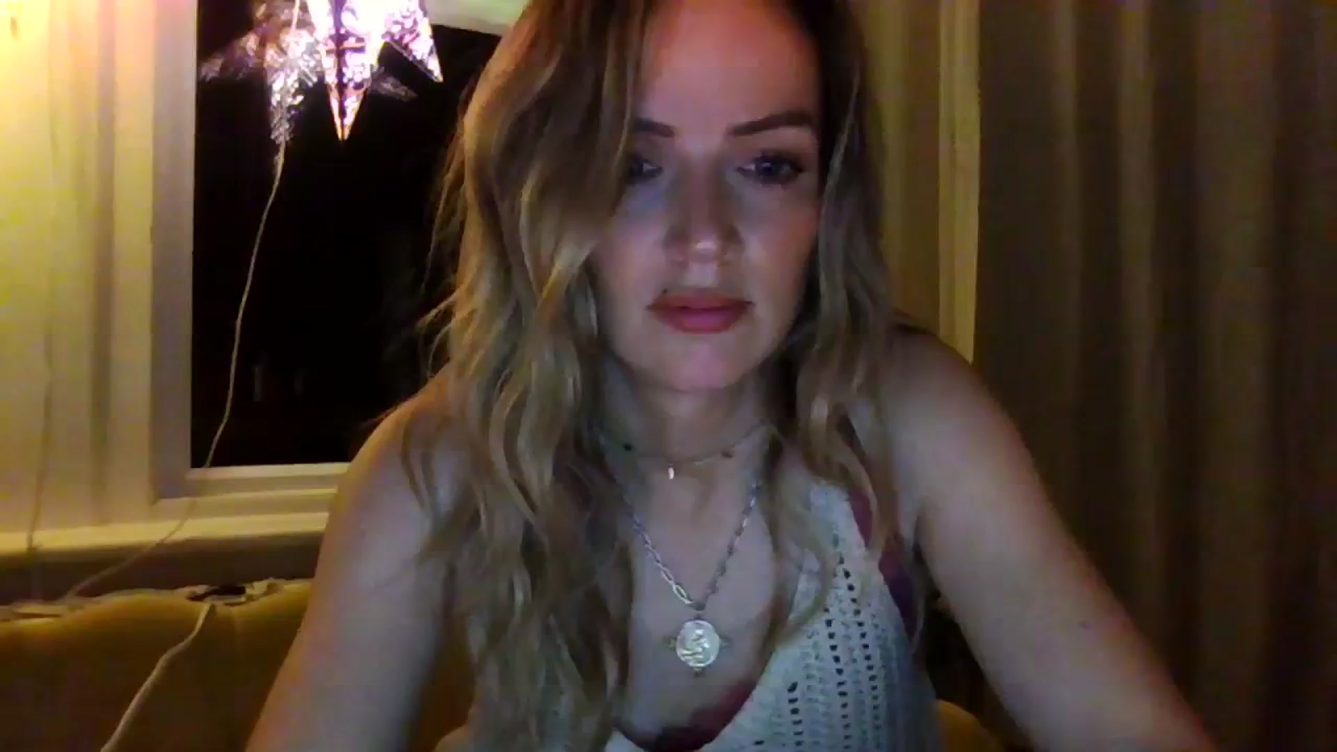 Gallery image thumbnail from Courtney's myfreecams stream on, 09/16/2023, 21:03 image 4 of 20