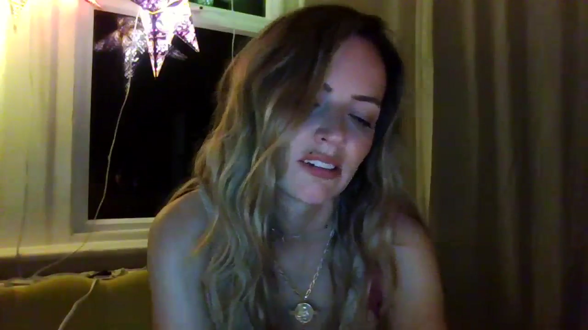 Gallery image thumbnail from Courtney's myfreecams stream on, 09/16/2023, 21:03 image 12 of 20
