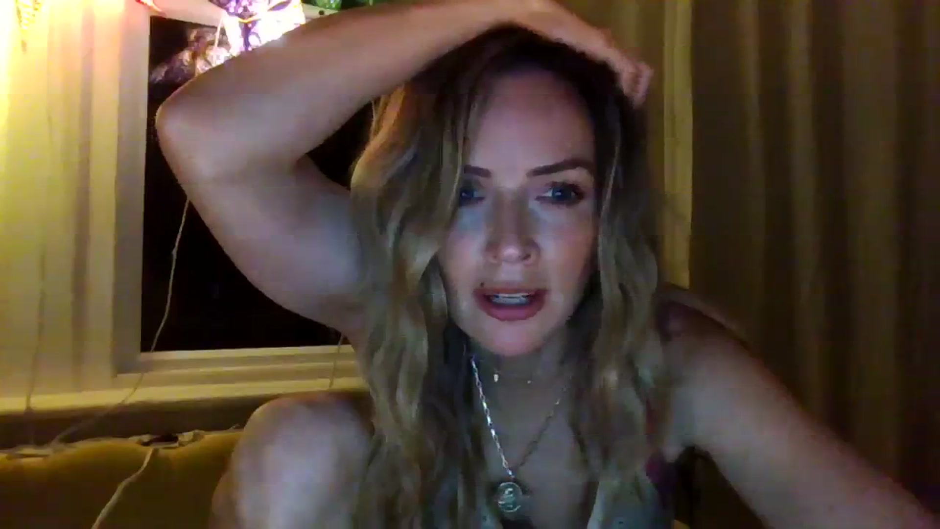 Gallery image thumbnail from Courtney's myfreecams stream on, 09/16/2023, 21:03 image 14 of 20