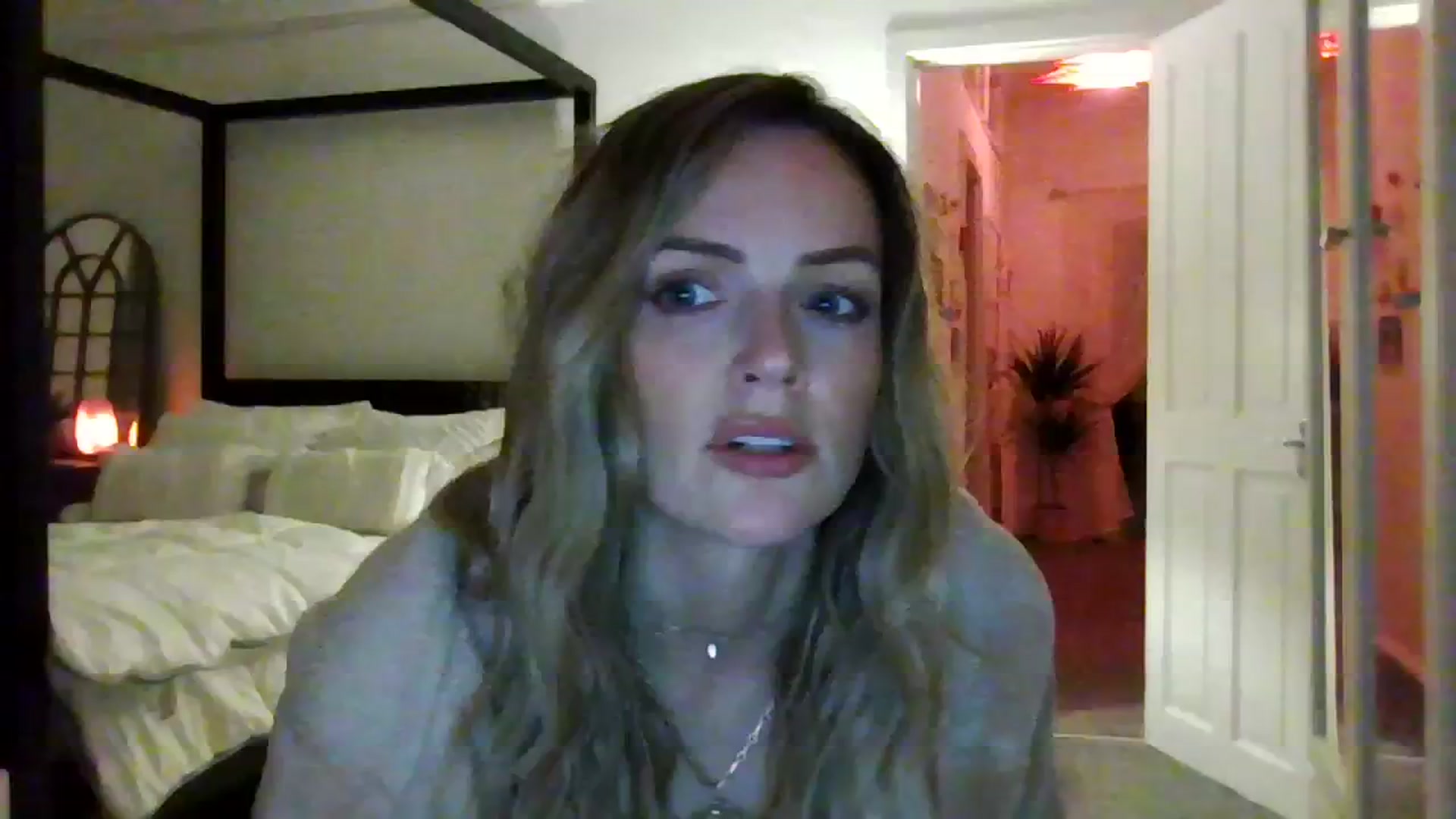 Gallery image thumbnail from Courtney's myfreecams stream on, 09/16/2023, 21:30 image 16 of 20
