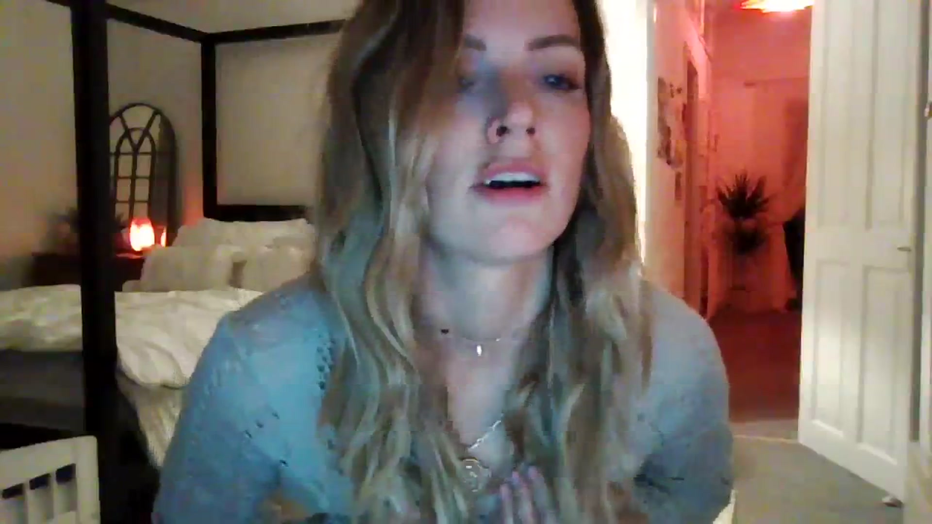Gallery image thumbnail from Courtney's myfreecams stream on, 09/17/2023, 24:02 image 9 of 20