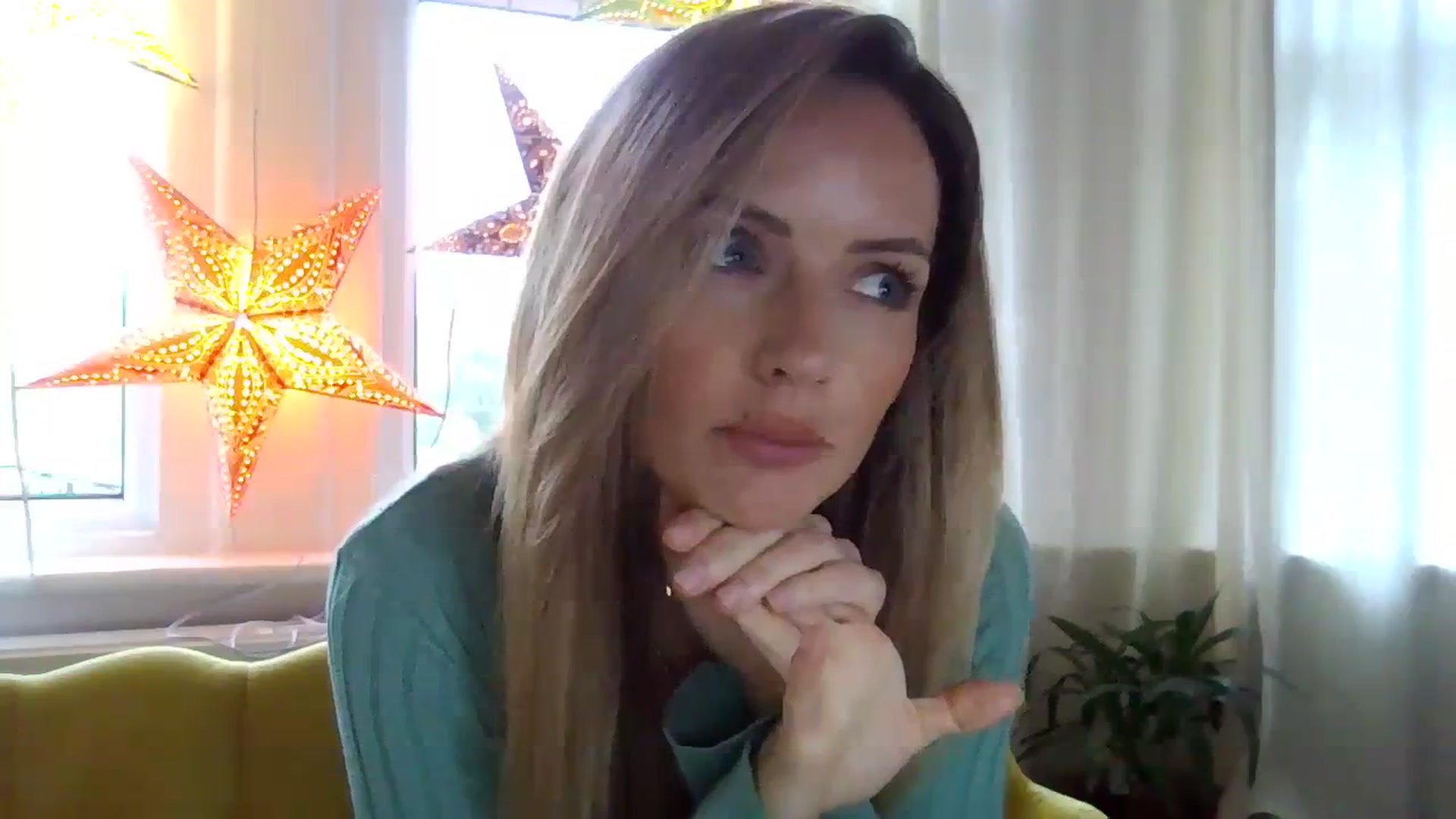 Gallery image thumbnail from Courtney's myfreecams stream on, 09/17/2023, 18:17 image 11 of 20