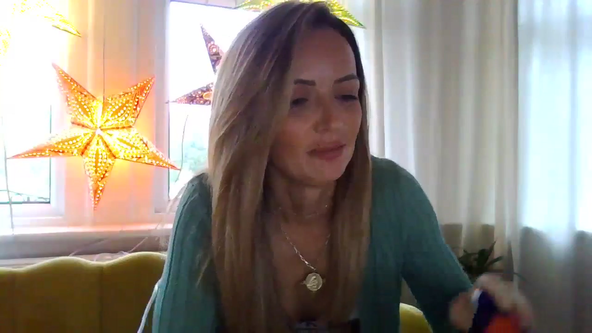 Gallery image thumbnail from Courtney's myfreecams stream on, 09/17/2023, 18:17 image 13 of 20