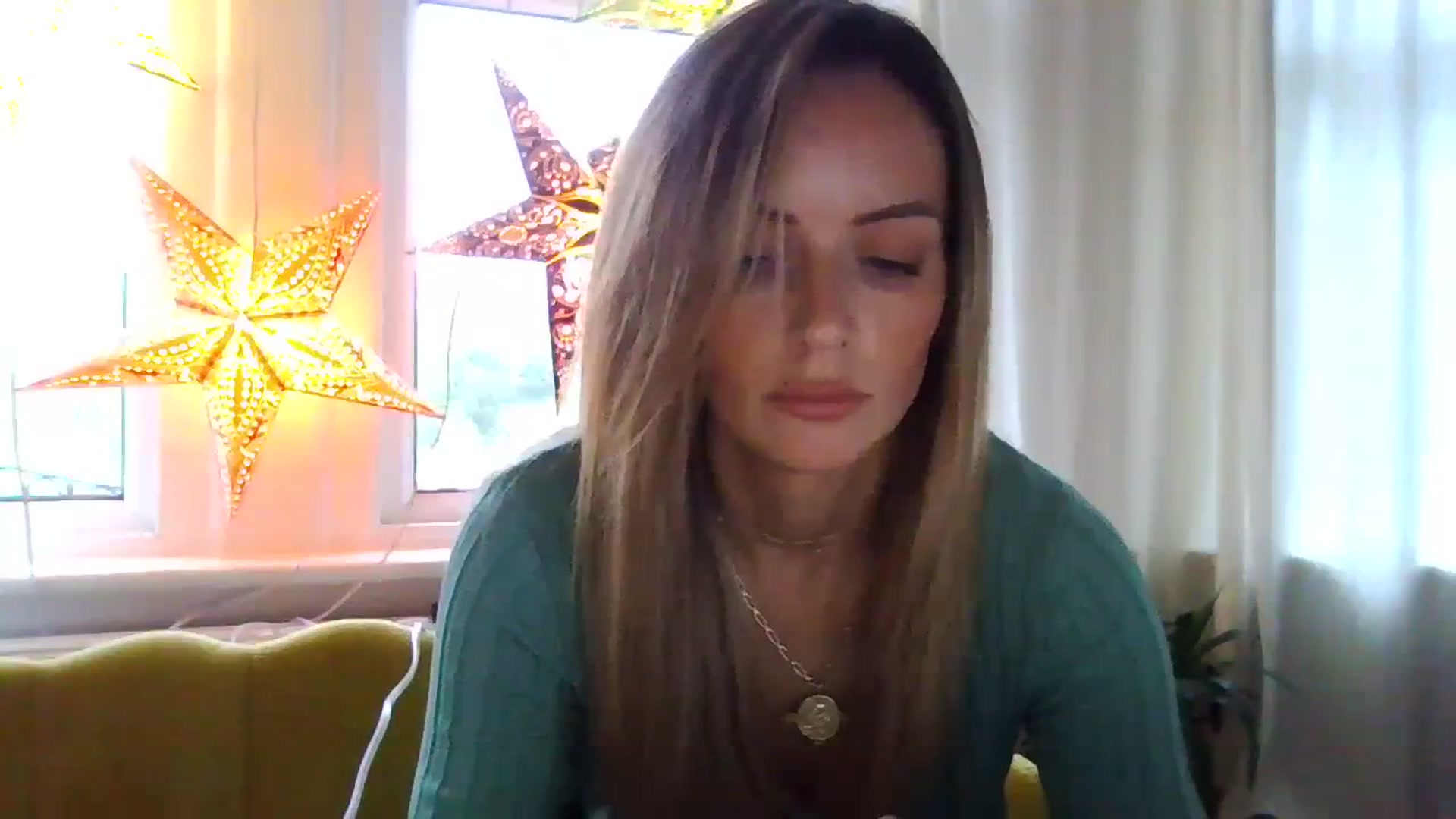 Gallery image thumbnail from Courtney's myfreecams stream on, 09/17/2023, 18:17 image 14 of 20