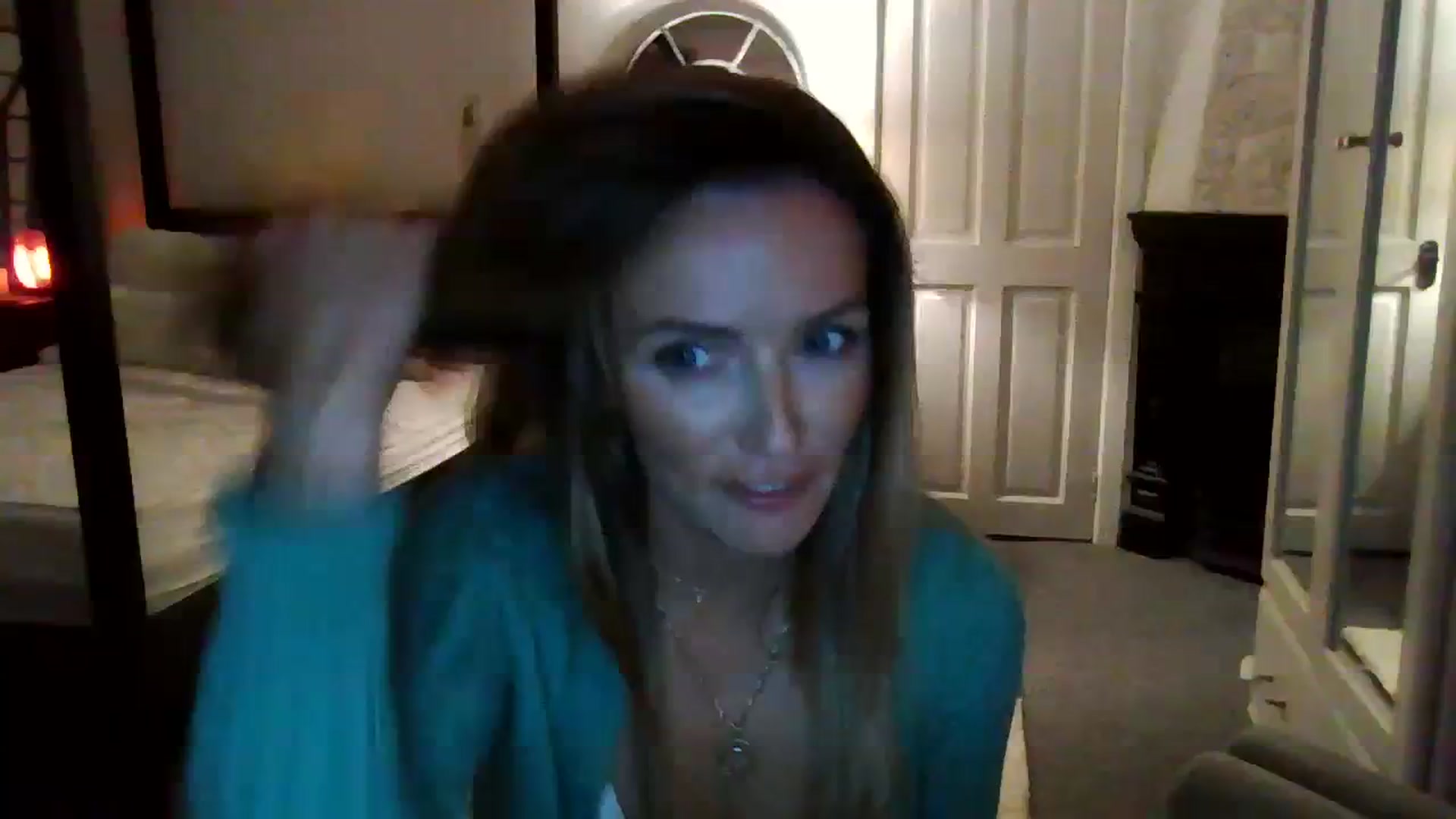 Gallery image thumbnail from Courtney's myfreecams stream on, 09/17/2023, 20:08 image 9 of 20