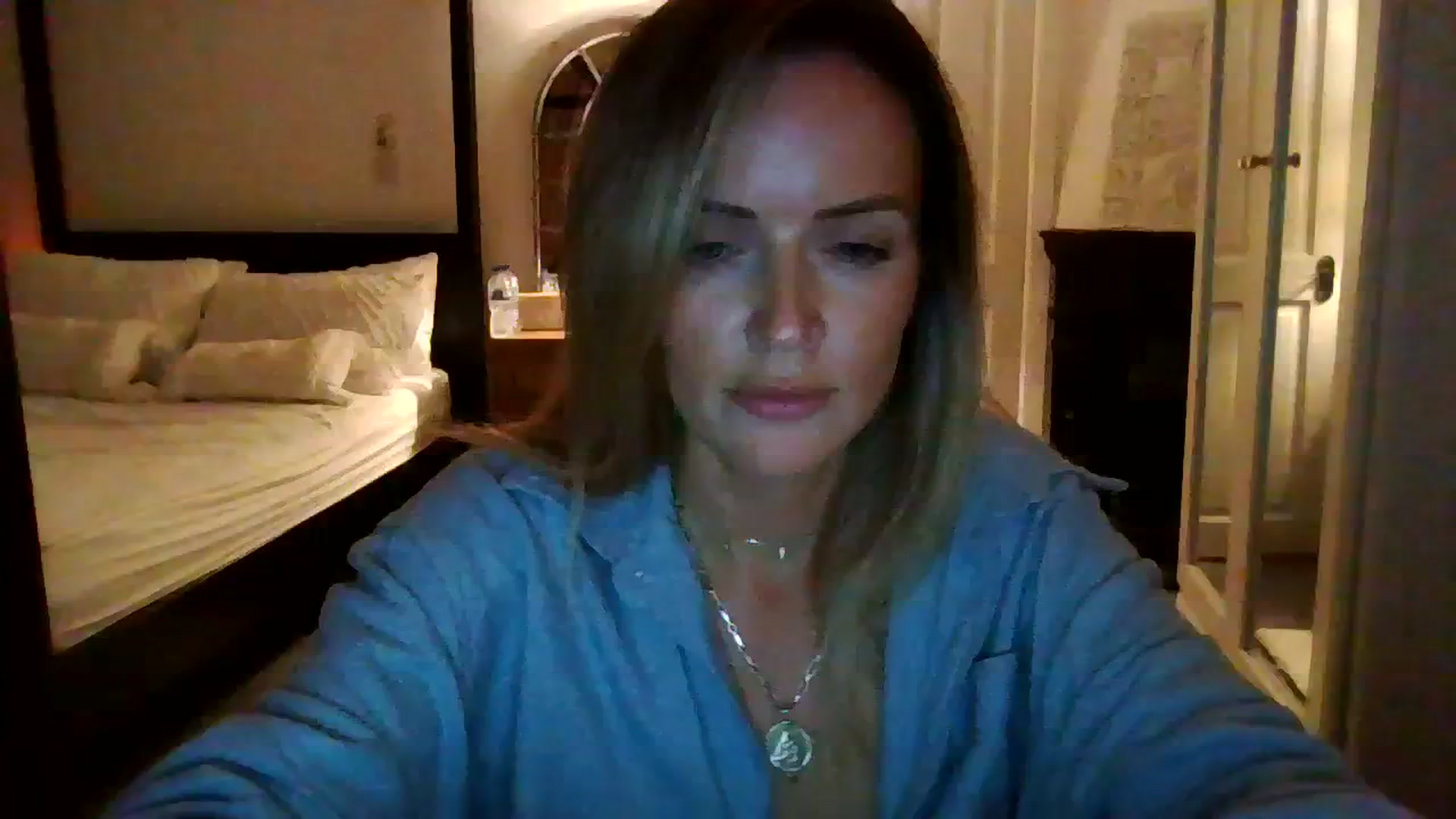 Gallery image thumbnail from Courtney's myfreecams stream on, 09/17/2023, 21:57 image 7 of 20