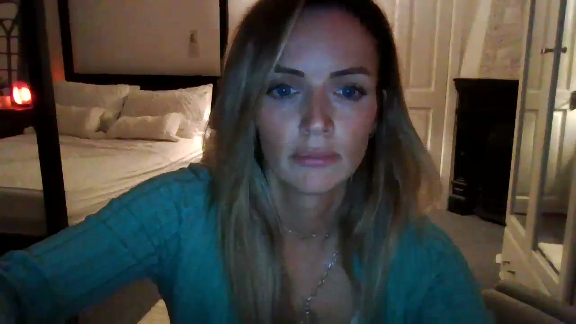 Gallery image thumbnail from Courtney's myfreecams stream on, 09/17/2023, 22:40 image 9 of 20