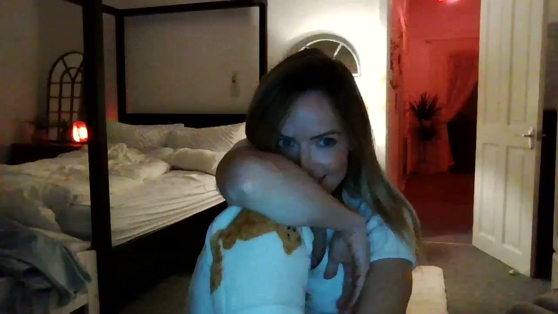 Gallery image thumbnail from Courtney's myfreecams stream on, 09/19/2023, 21:44 image 2 of 20