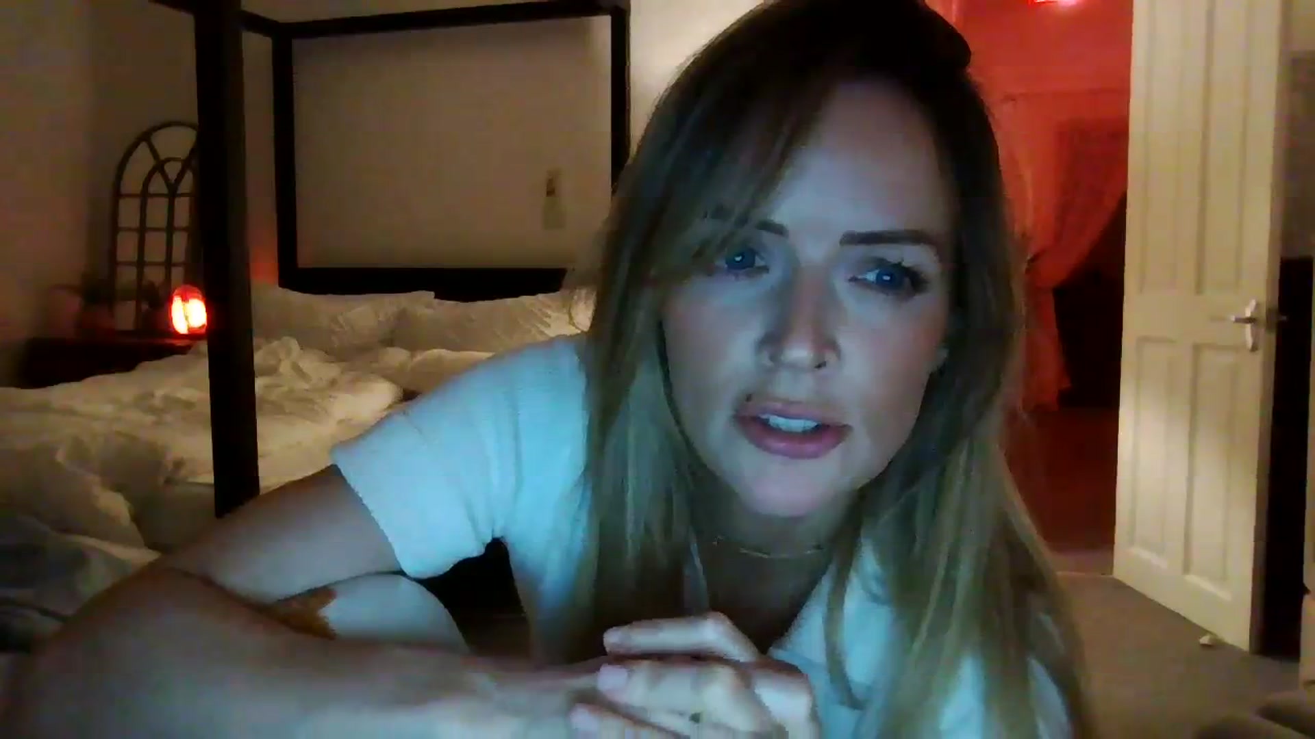 Gallery image thumbnail from Courtney's myfreecams stream on, 09/19/2023, 21:44 image 3 of 20