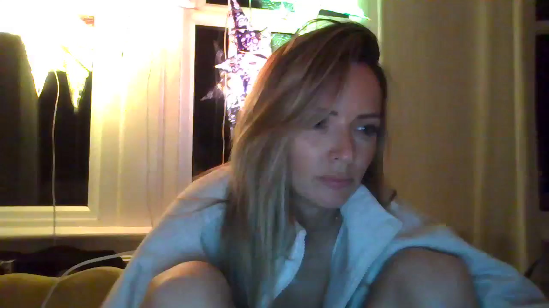 Gallery image thumbnail from Courtney's myfreecams stream on, 09/20/2023, 23:01 image 17 of 20